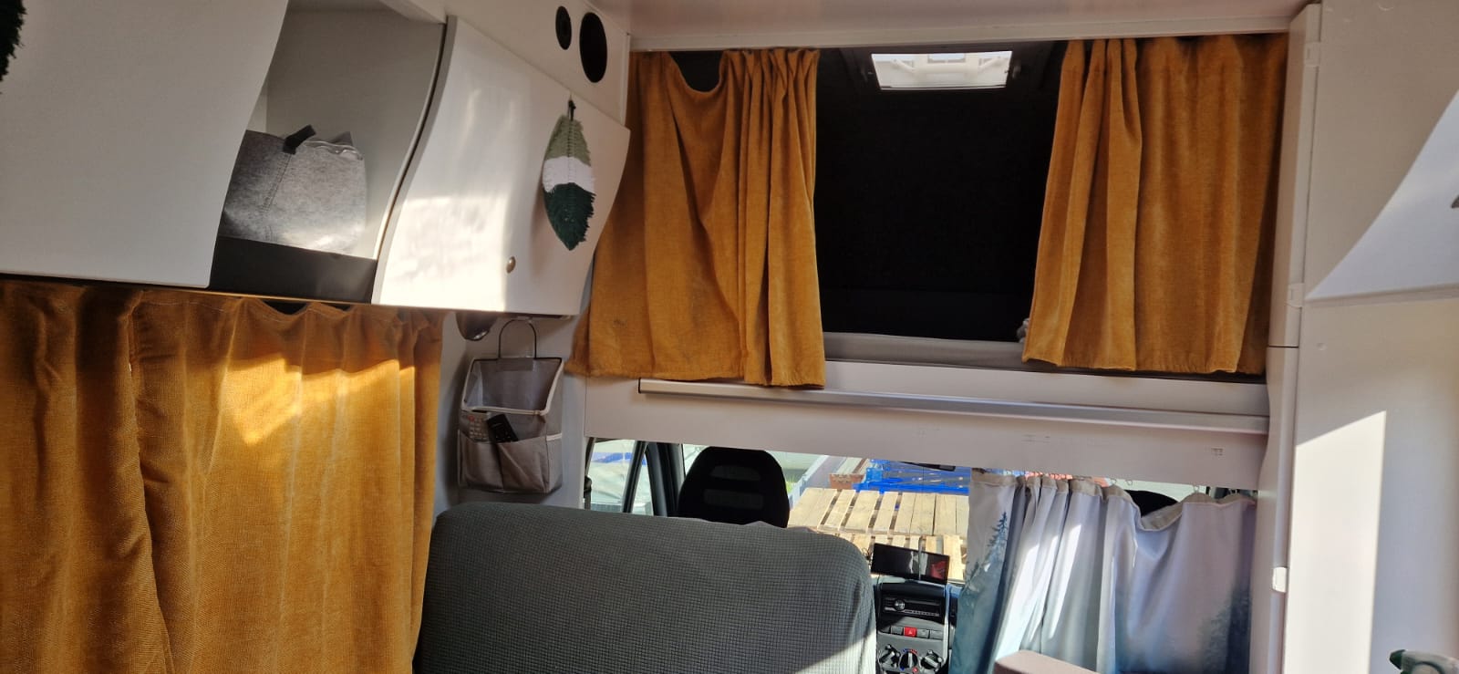 KNAUS-image-0