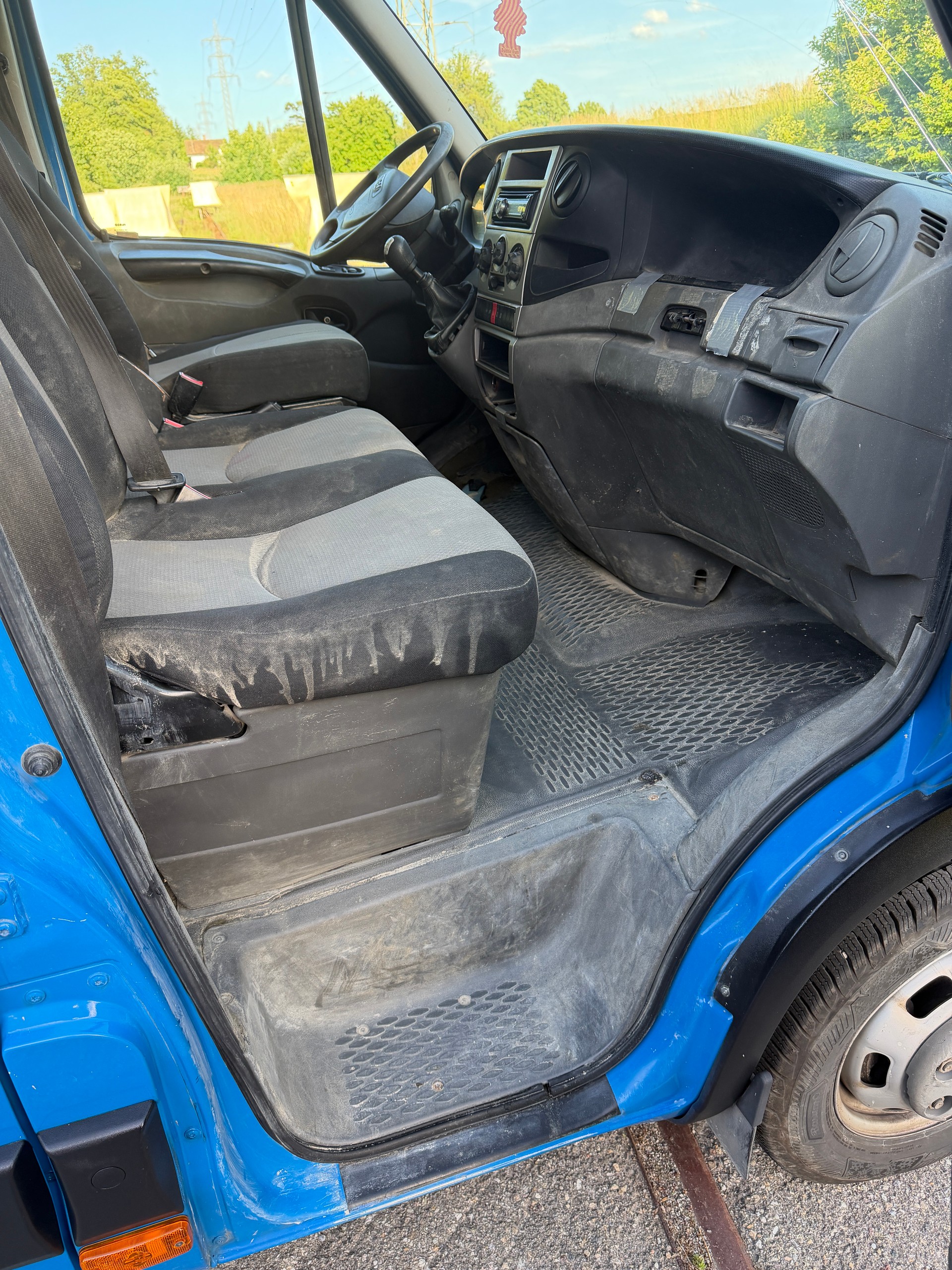 IVECO 35C15-image-8