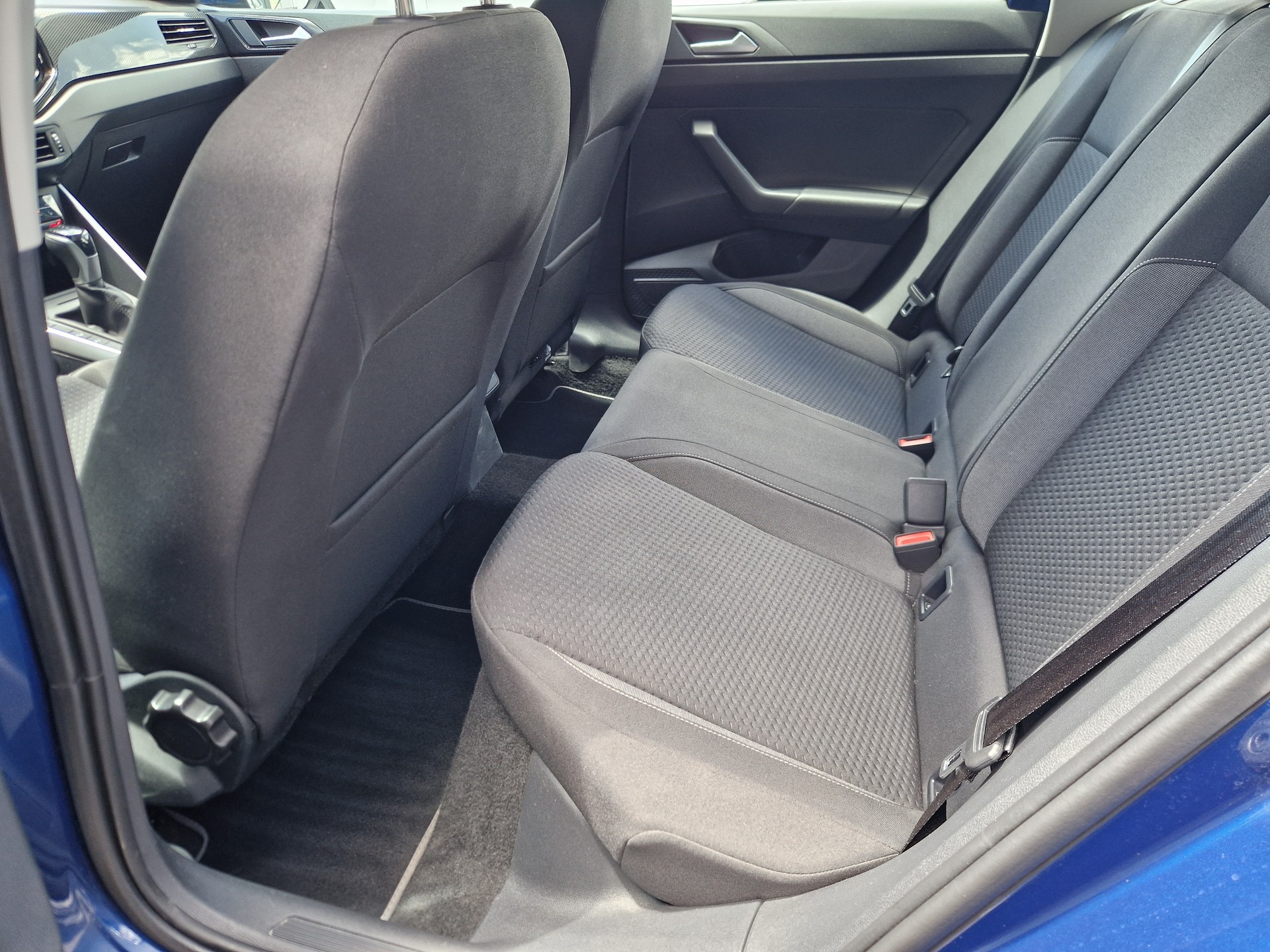 VW Taigo 1.0 TSI Life DSG-image-8