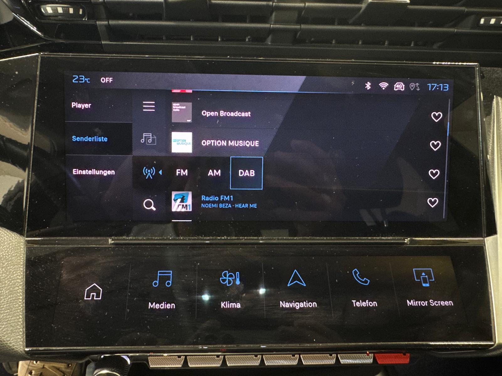 PEUGEOT 308 1.2 PureTech Allure Pack-image-20