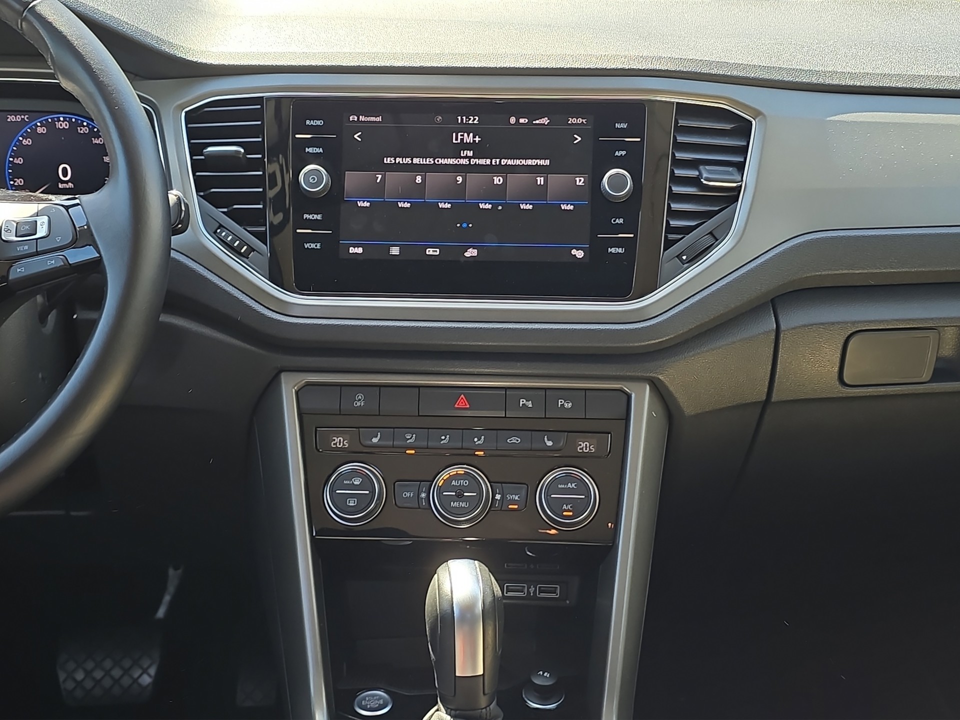 VW T-Roc 2.0 TSI Sport DSG 4Motion-image-11
