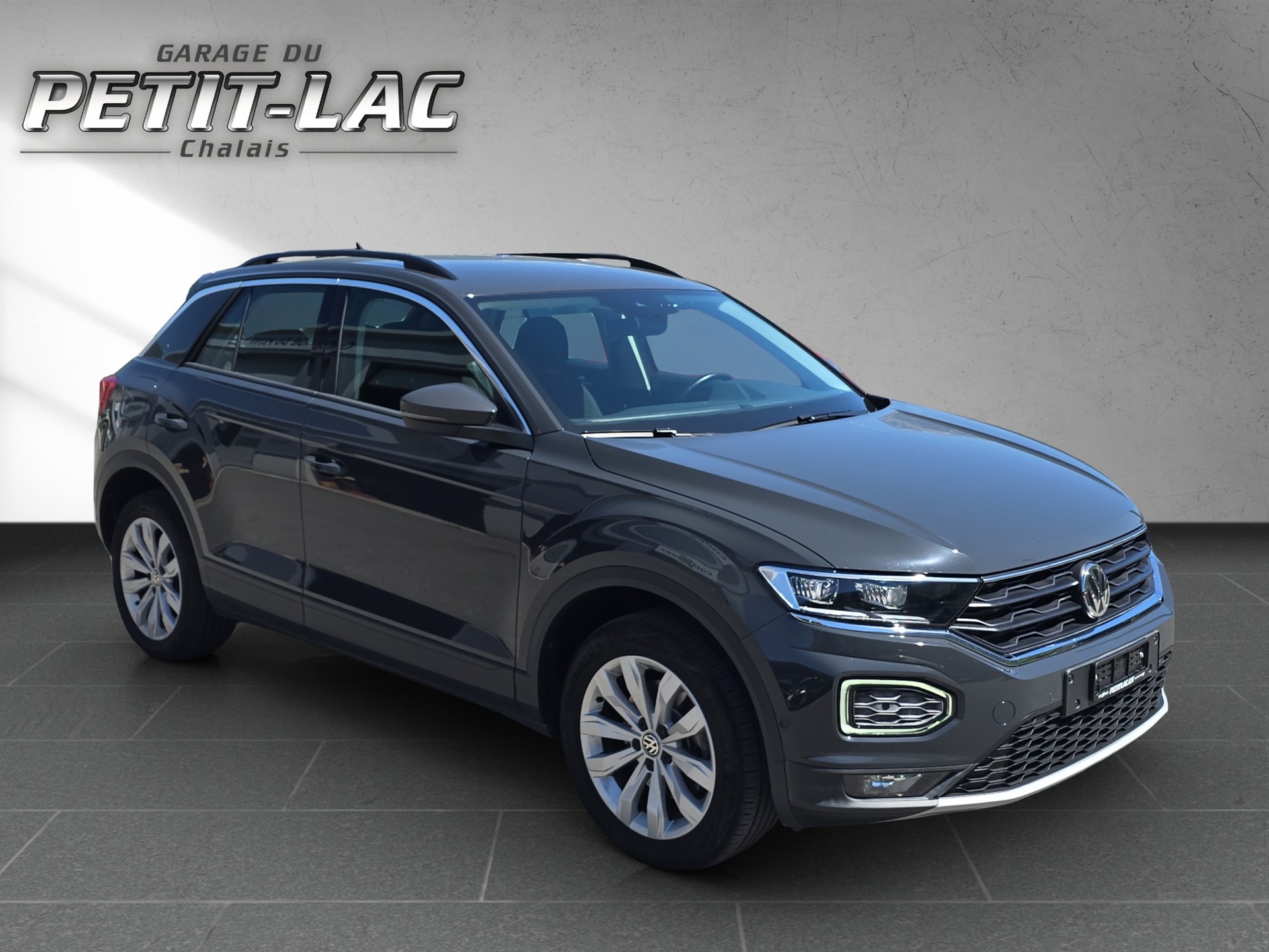 VW T-Roc 2.0 TSI Sport DSG 4Motion-image-0