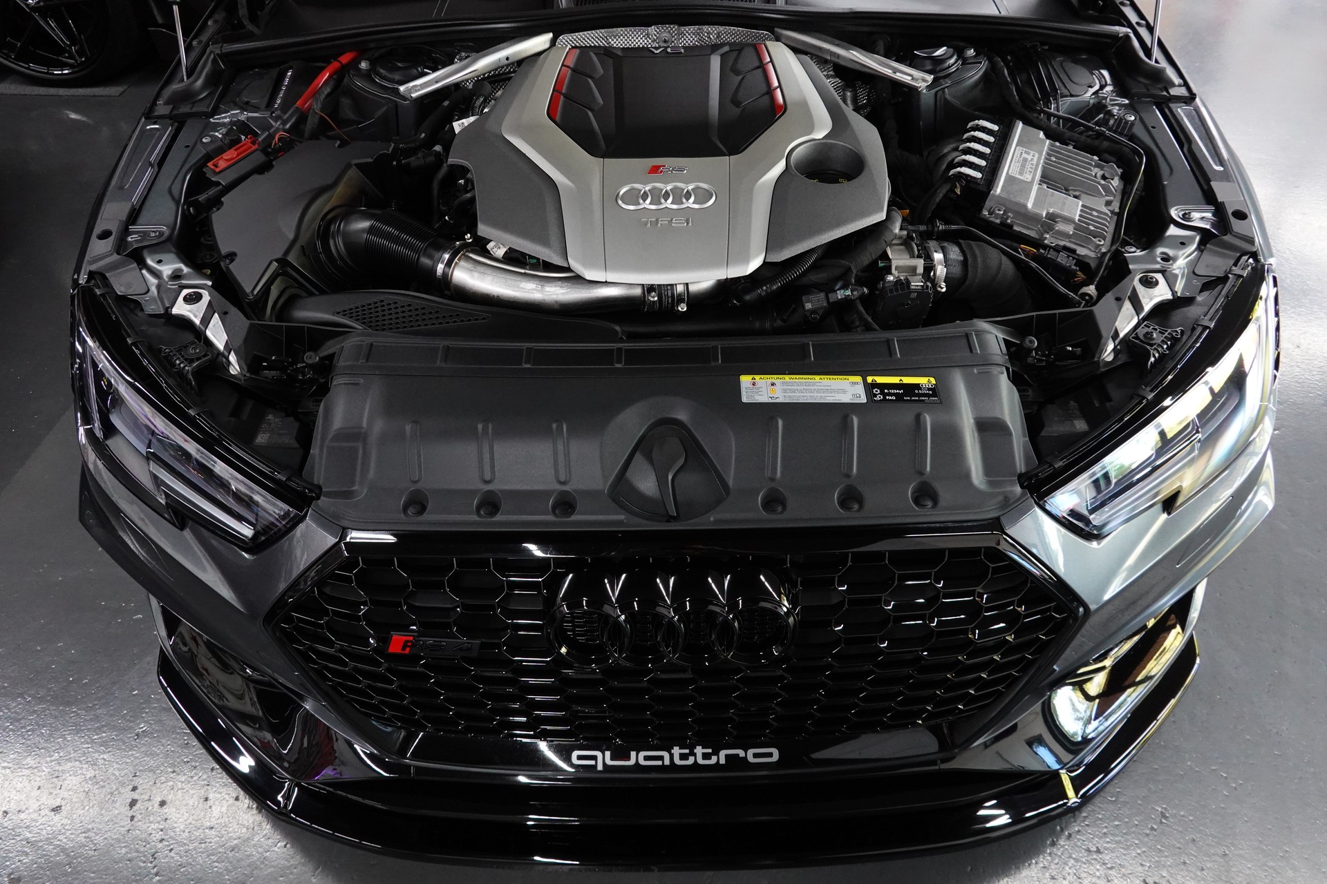 AUDI RS4 AVANT 2.9 QUATTRO TFSI TIPTRONIC CH-FZ FULL ON TOP-image-5