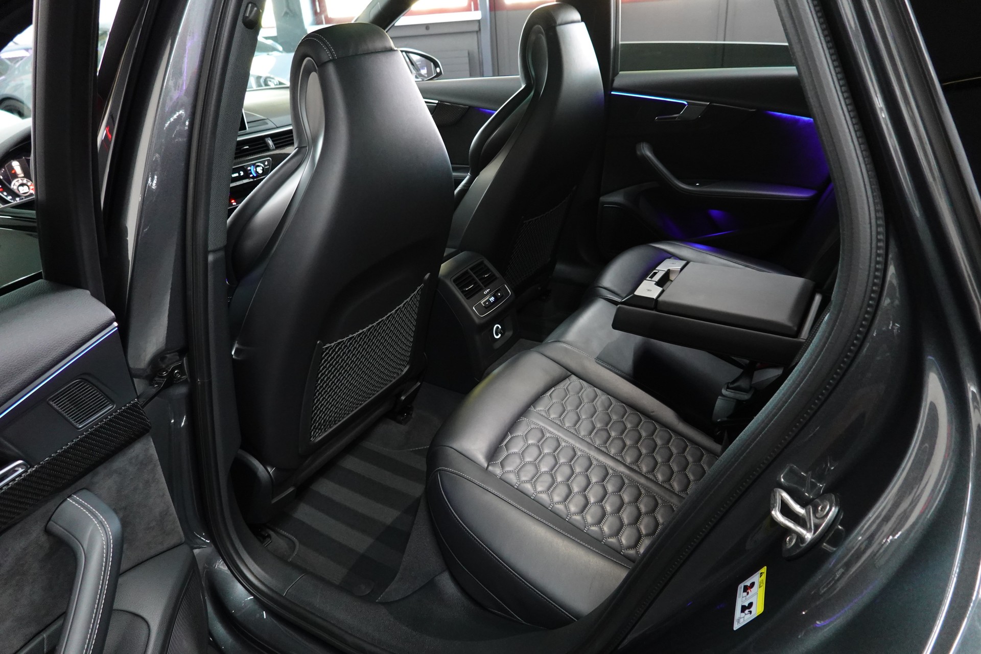 AUDI RS4 AVANT 2.9 QUATTRO TFSI TIPTRONIC CH-FZ FULL ON TOP-image-32