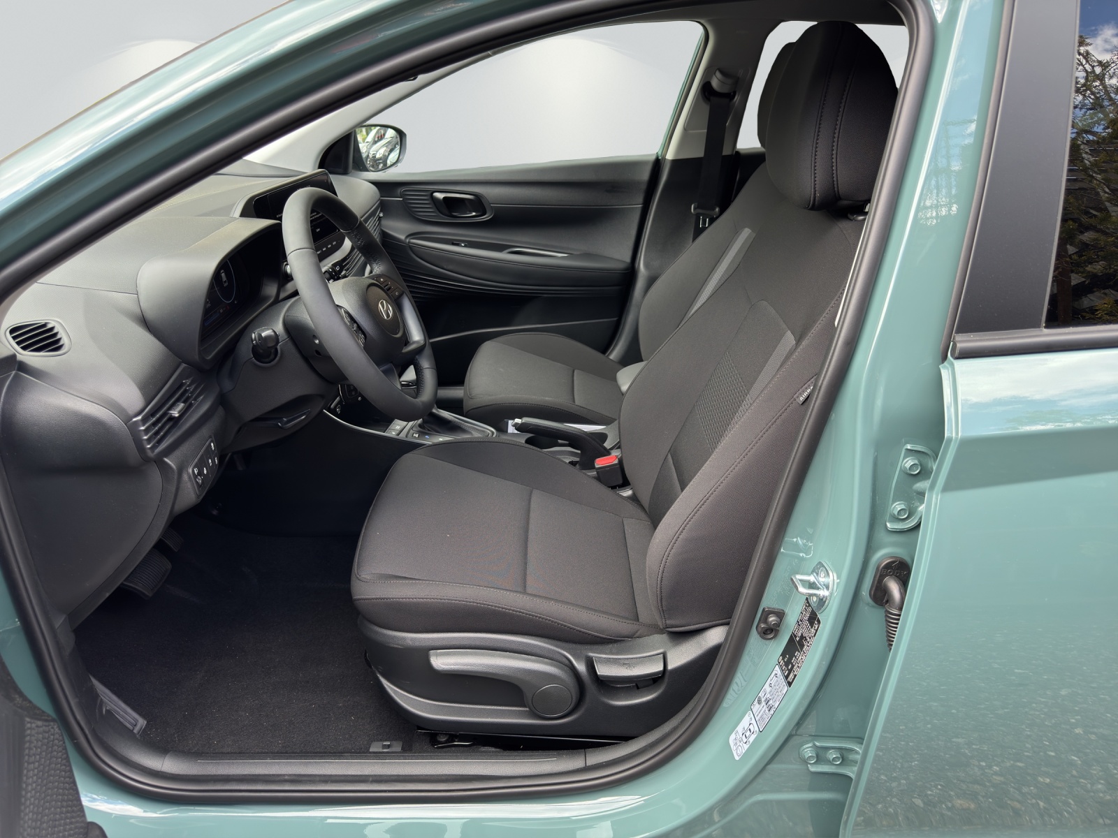 HYUNDAI i20 1.0 T-GDi Amplia DCT-image-9