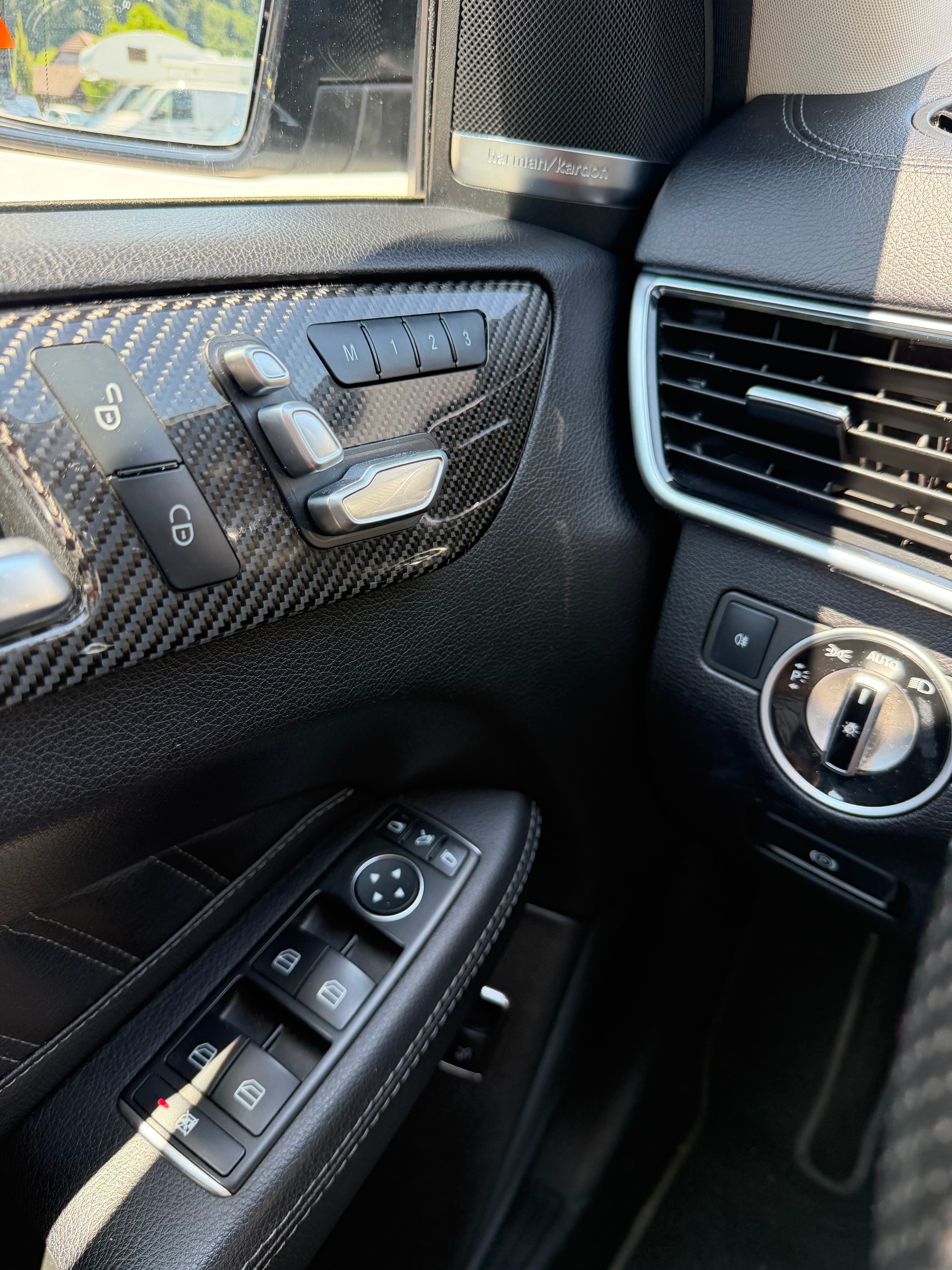 MERCEDES-BENZ GLE Coupé 450 AMG 4Matic 9G-Tronic-image-28