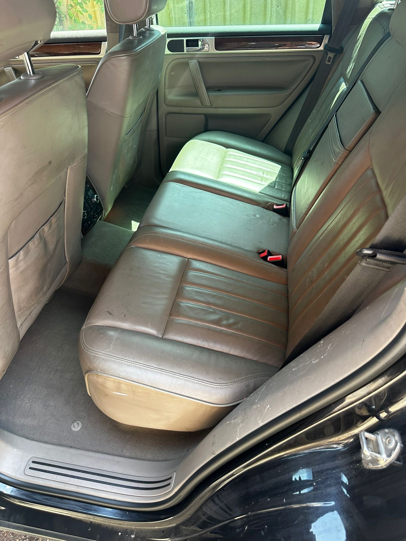 VW Touareg 3.0 TDI Tiptronic-image-6