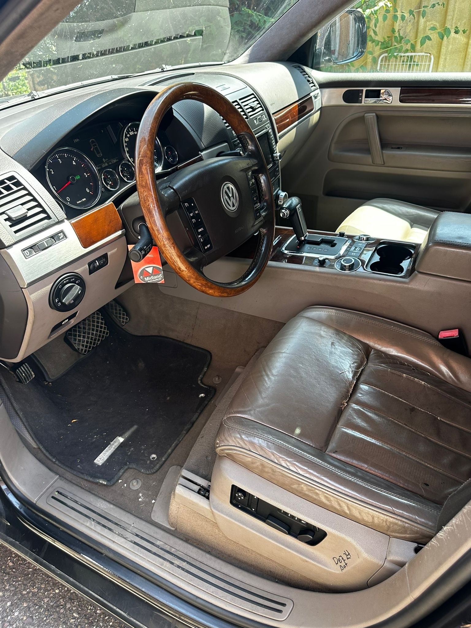 VW Touareg 3.0 TDI Tiptronic-image-4