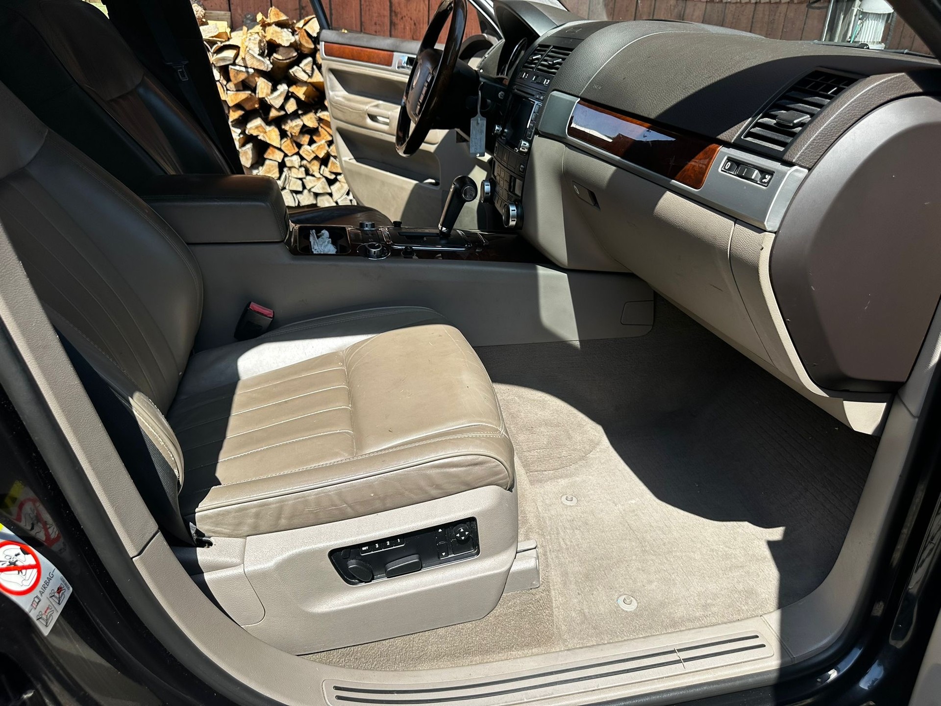 VW Touareg 3.0 TDI Tiptronic-image-5