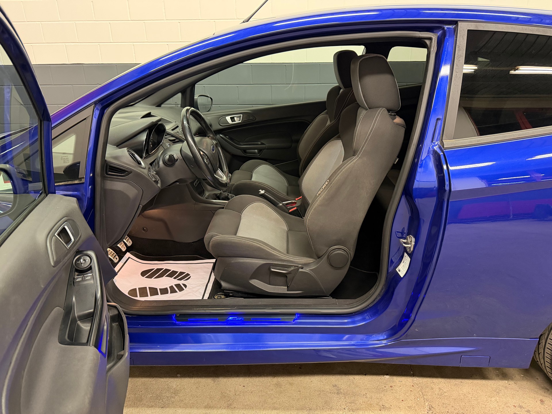 FORD Fiesta 1.6 SCTi ST-1 //NEU AB MFK!-image-9