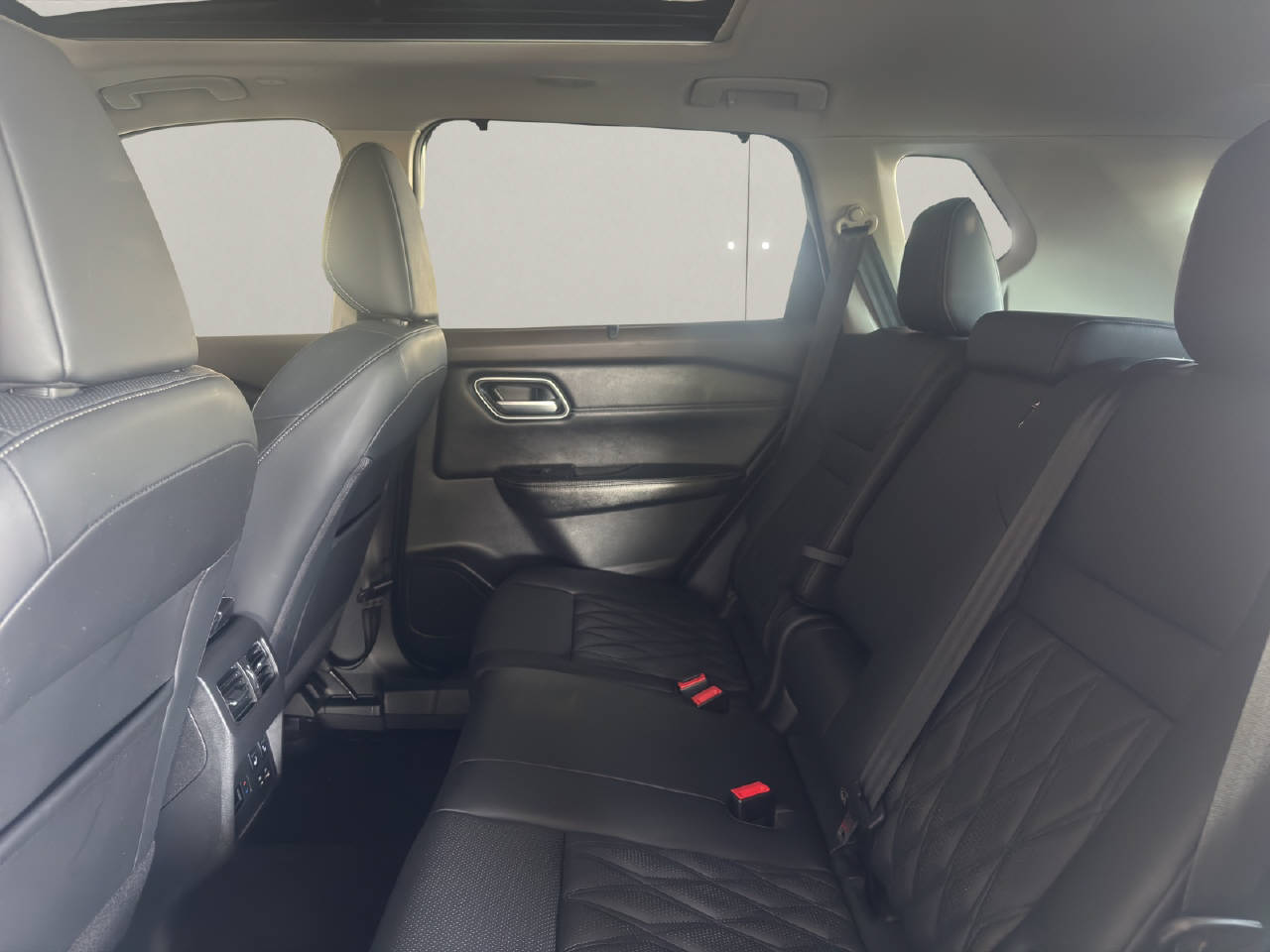 NISSAN X-Trail 1.5 VC-T Tekna e-4orce-image-6