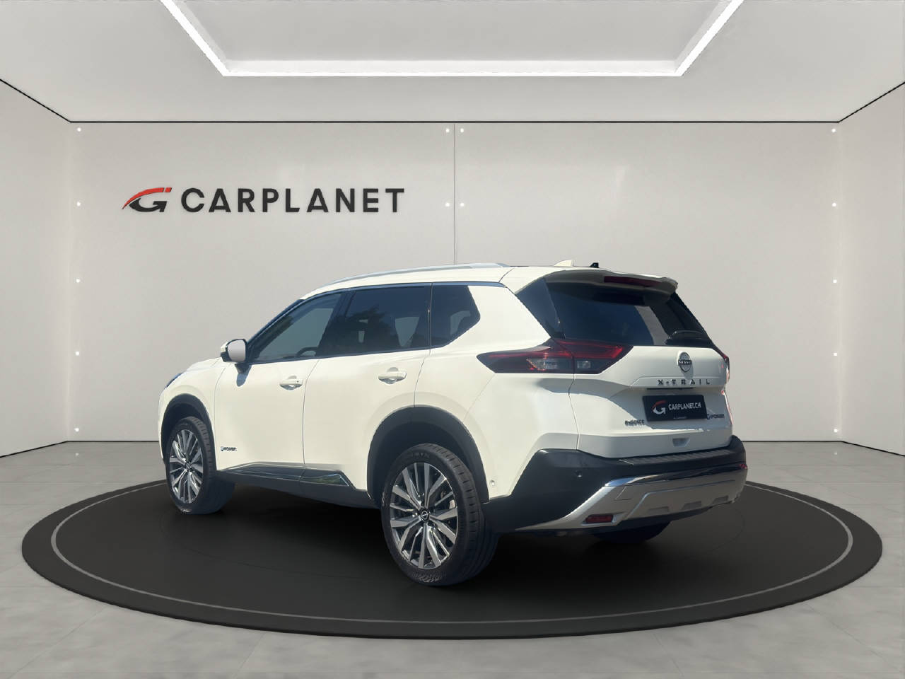 NISSAN X-Trail 1.5 VC-T Tekna e-4orce-image-2