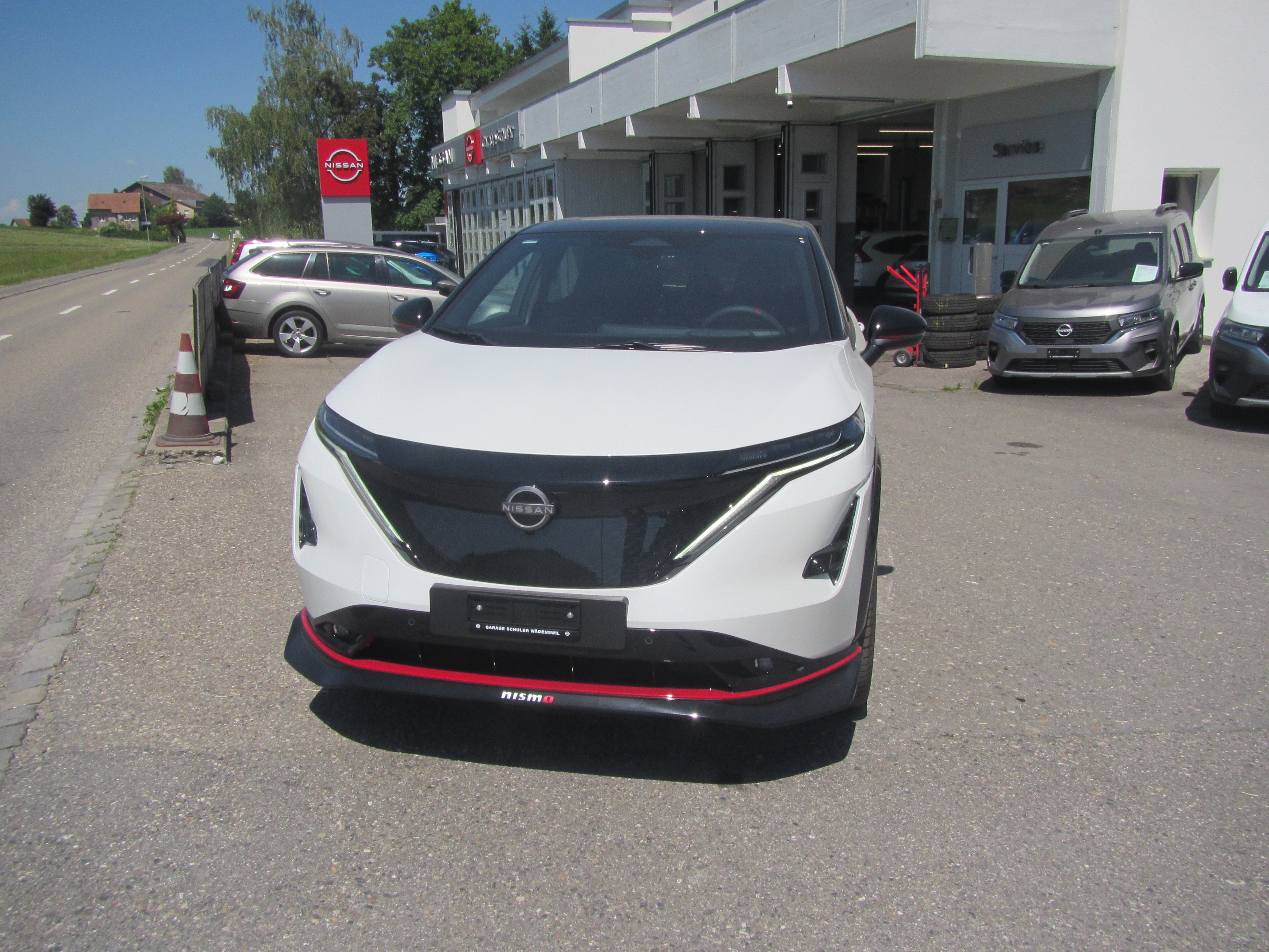 Car photo