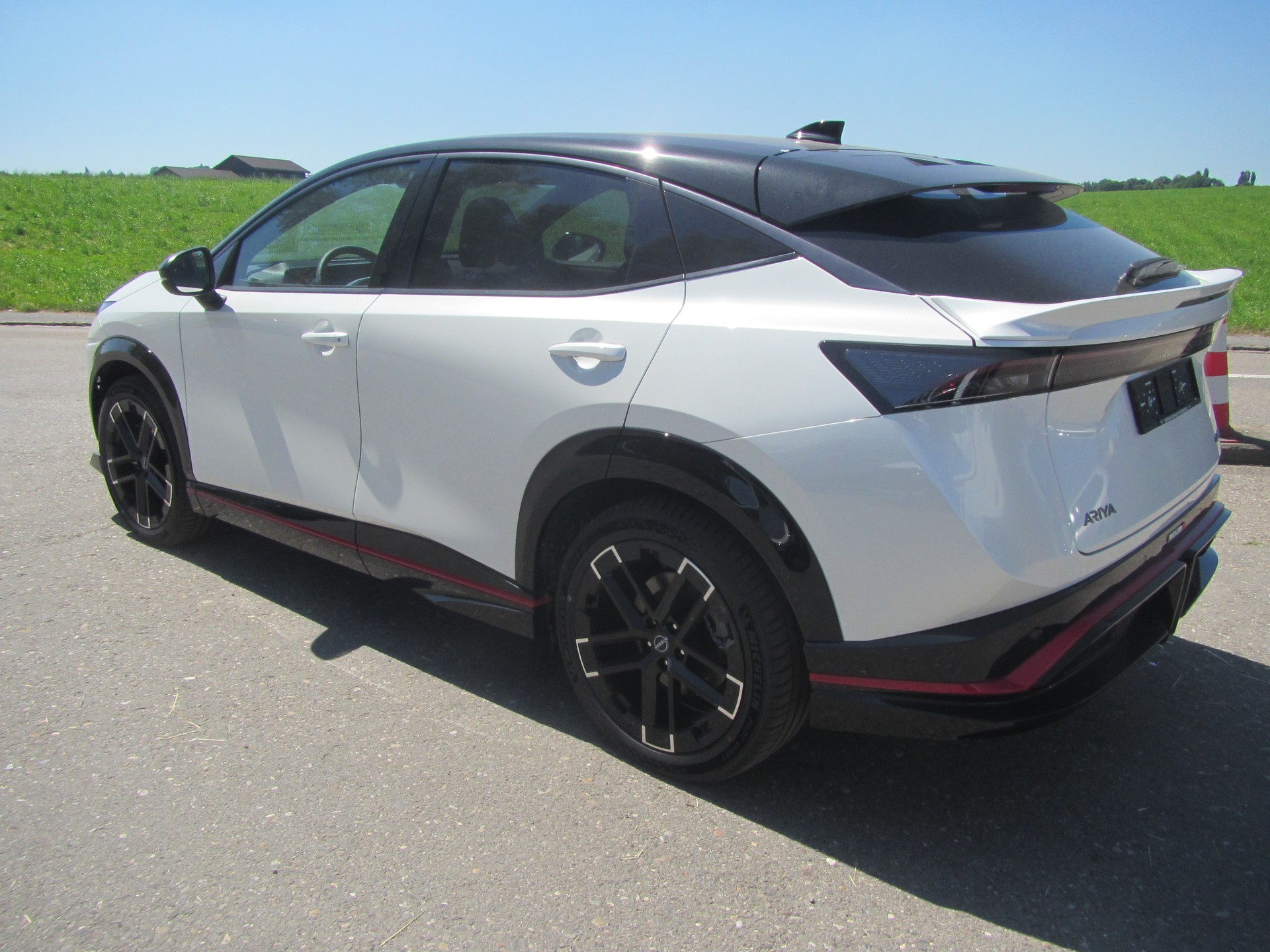 NISSAN Ariya 87 kWh e-4orce Nismo Allrad-image-2
