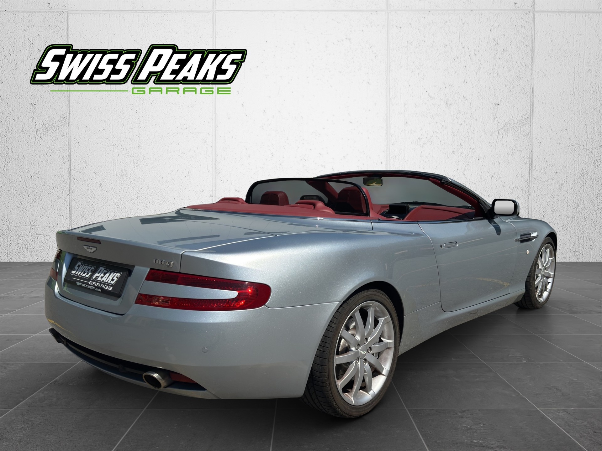 ASTON MARTIN DB9 Volante Touchtronic 2-image-5