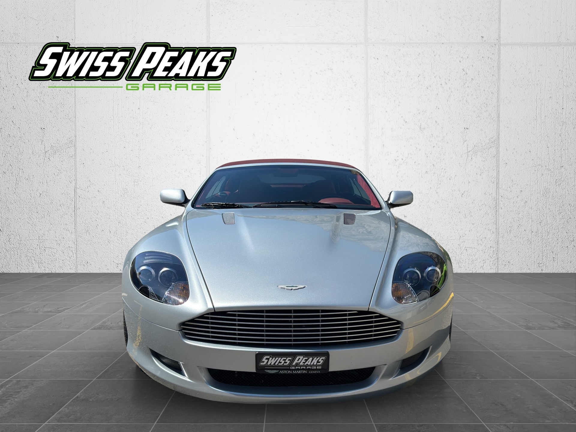 ASTON MARTIN DB9 Volante Touchtronic 2-image-1