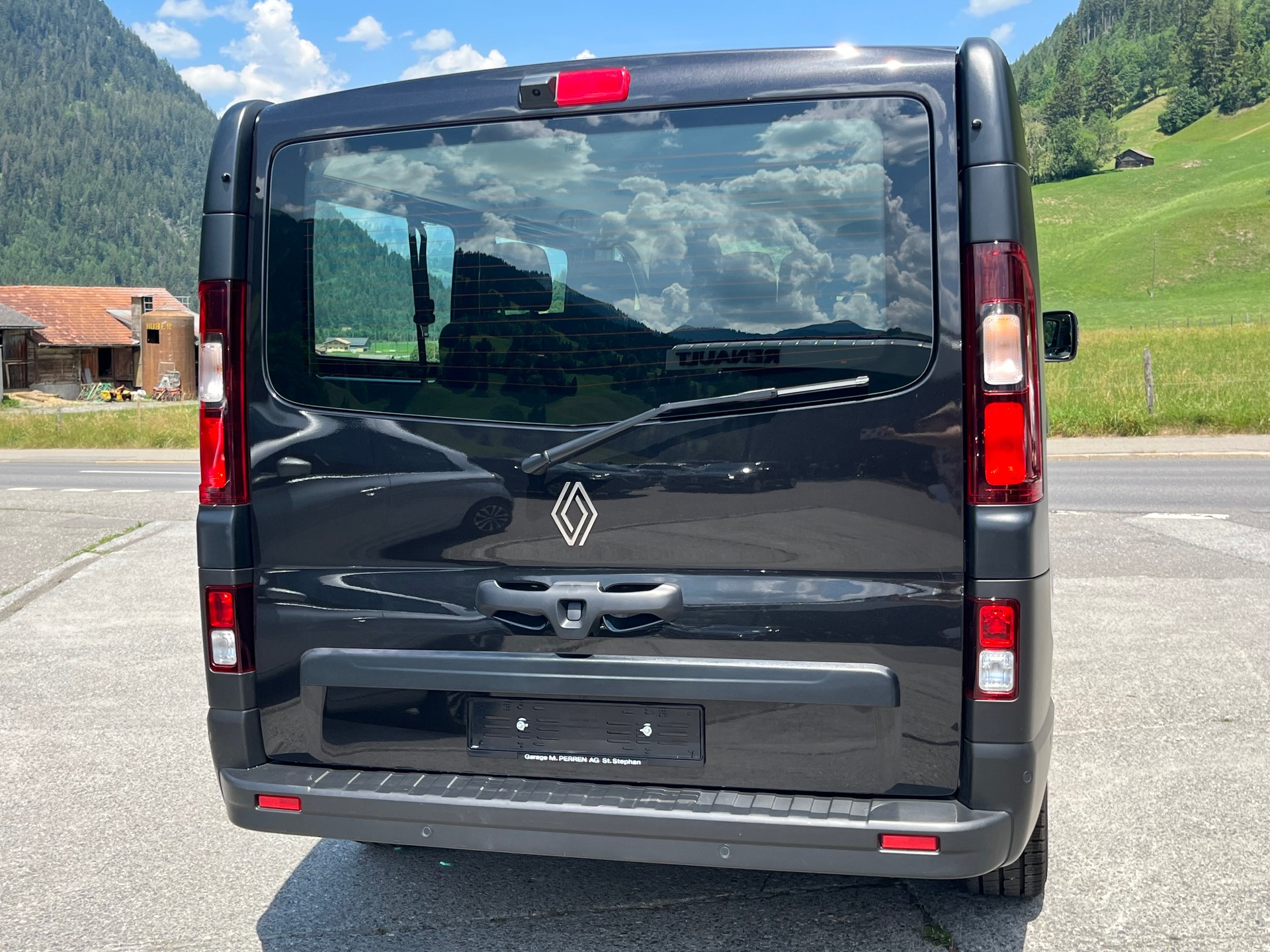 RENAULT Trafic Blue dCi 150 Grand Passenger Evolution EDC-image-4