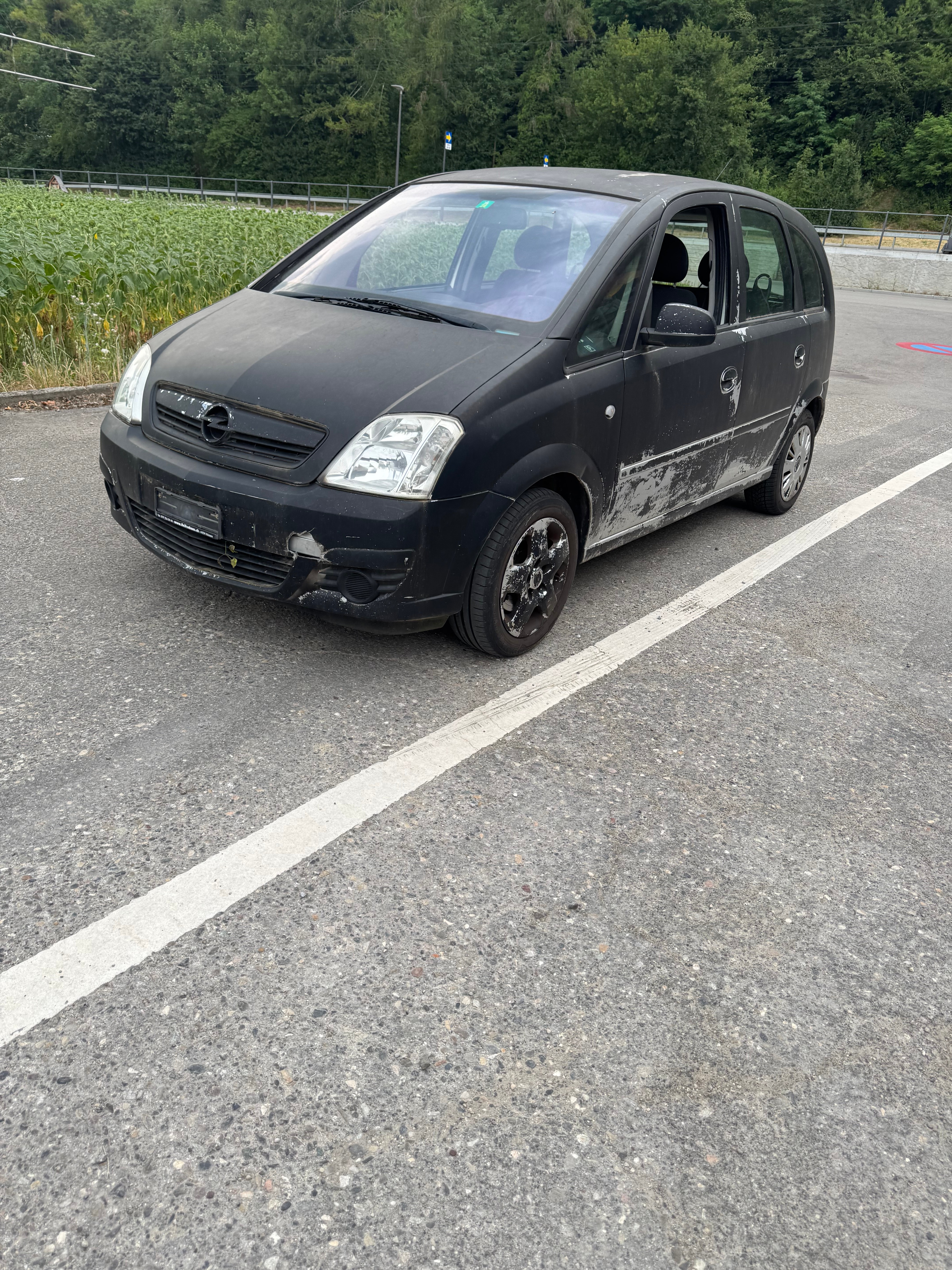 Car photo