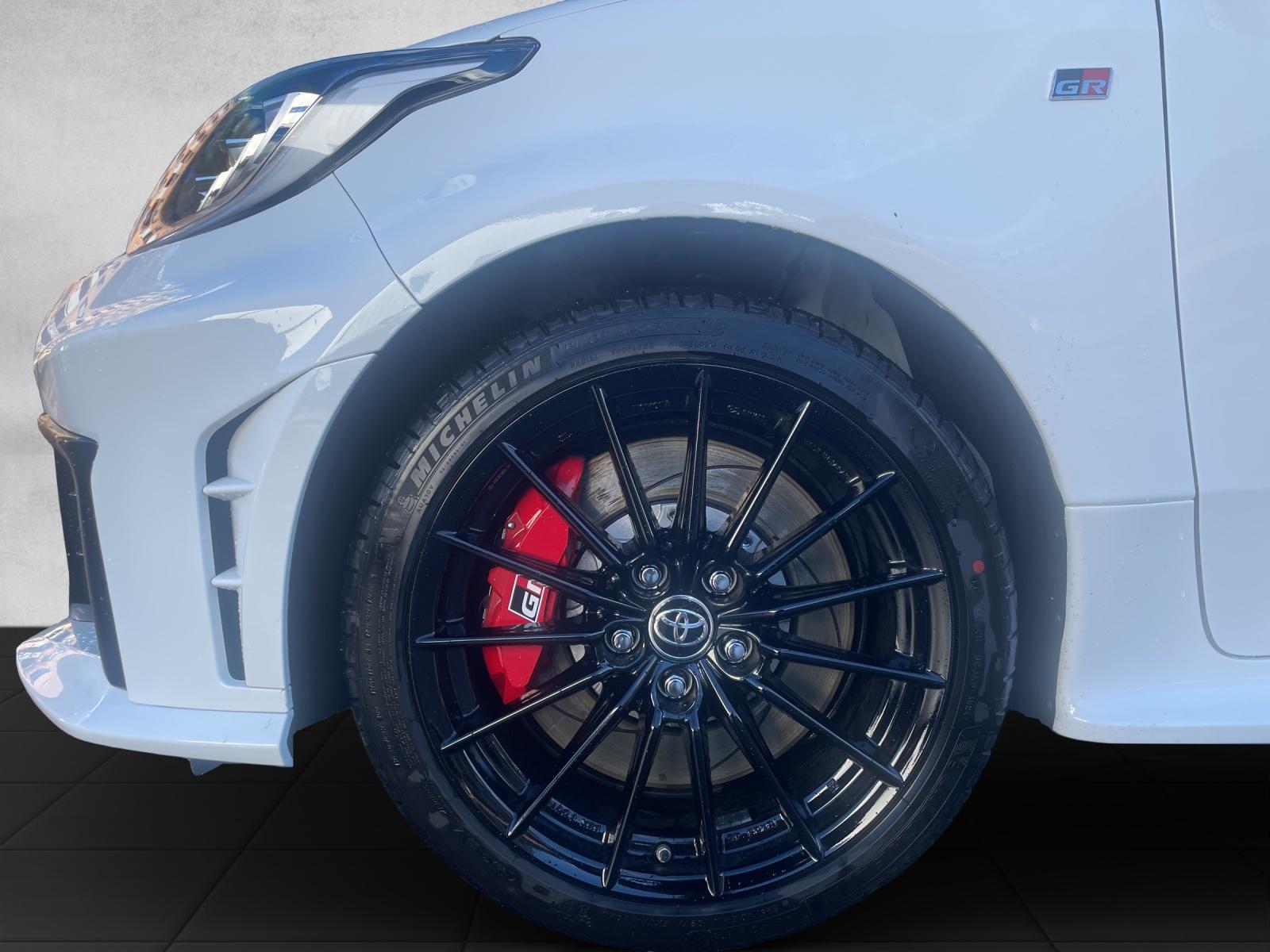 TOYOTA GR Yaris 1.6 Turbo Sport 4x4-image-8