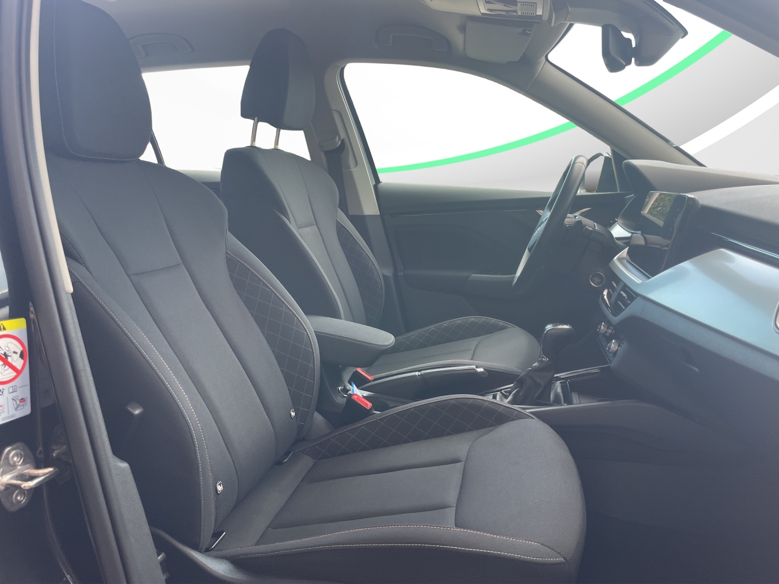SKODA Kamiq 1.0 TSI Ambition DSG-image-12