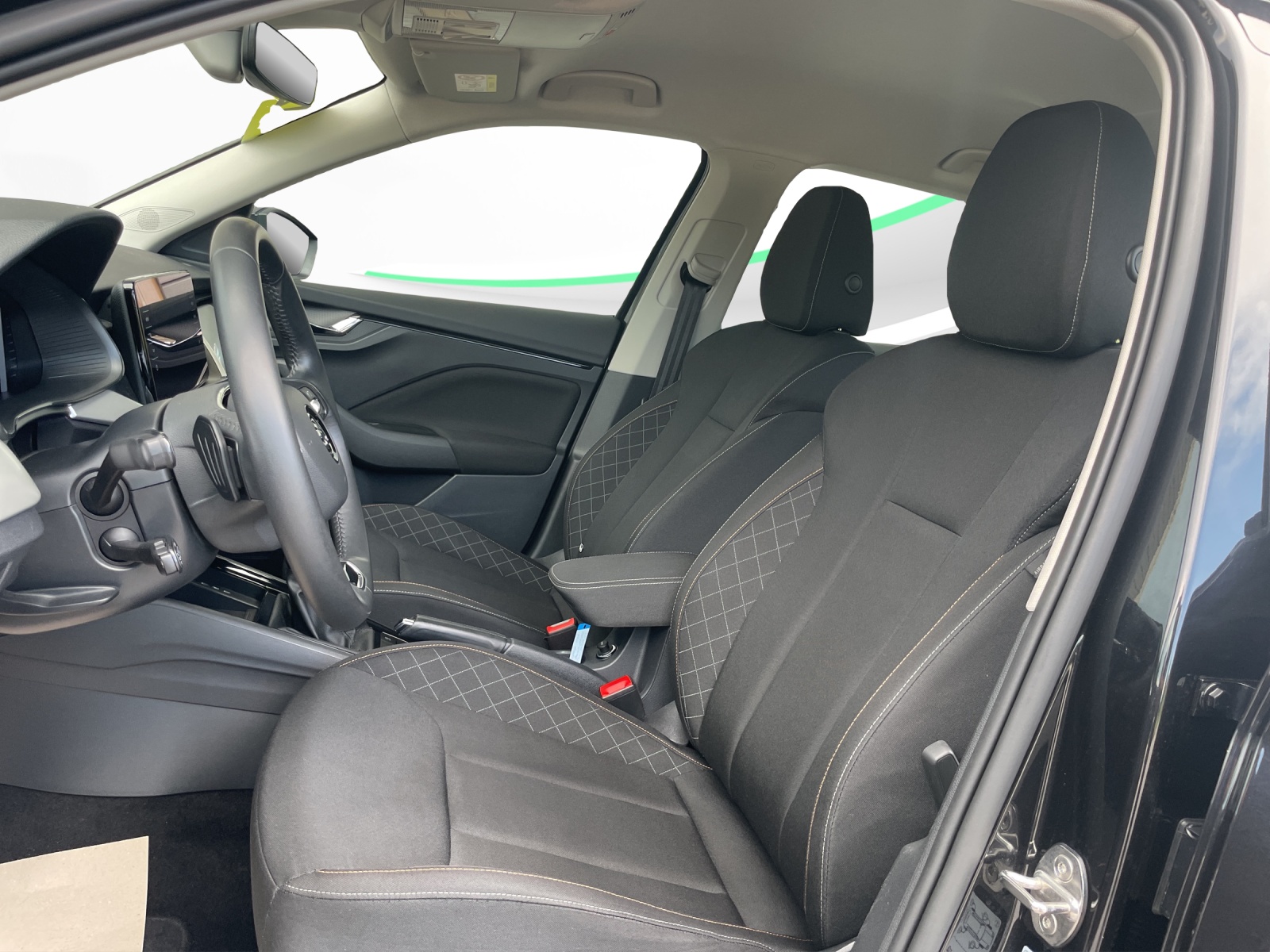 SKODA Kamiq 1.0 TSI Ambition DSG-image-6