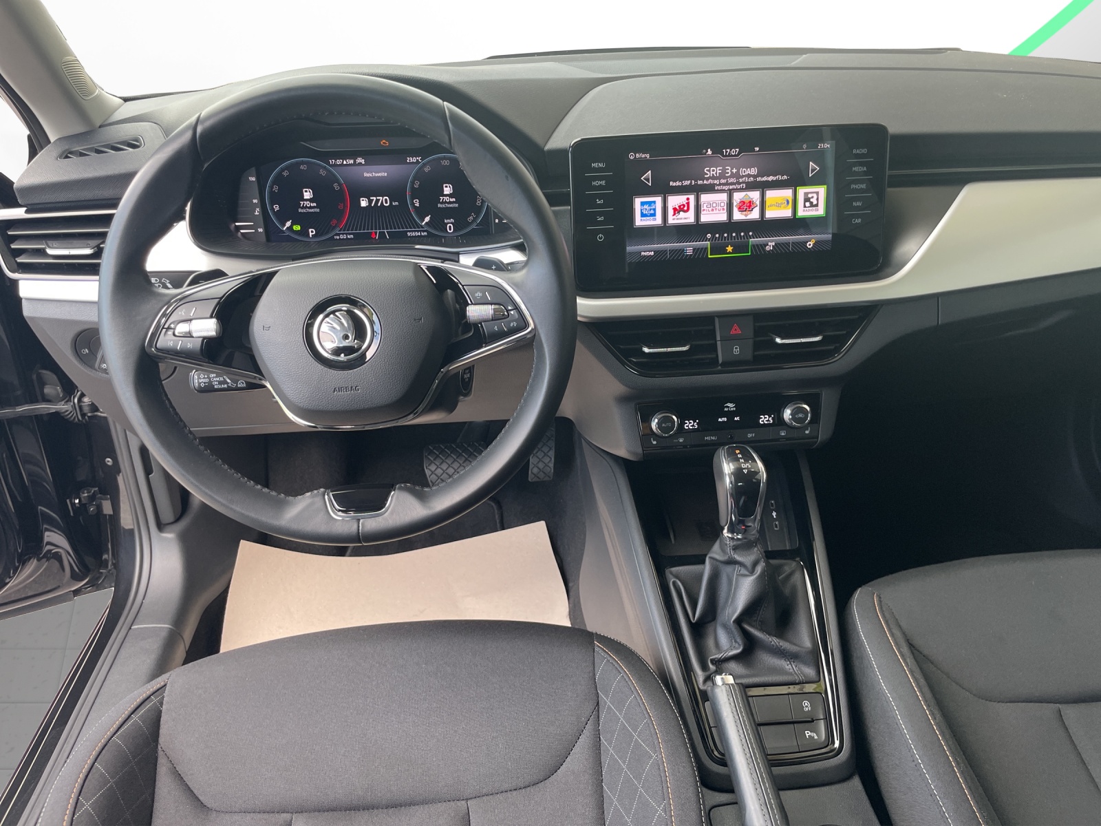SKODA Kamiq 1.0 TSI Ambition DSG-image-9