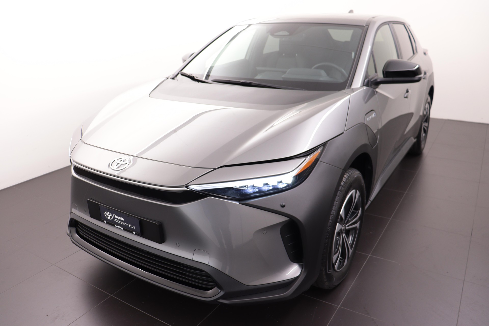 TOYOTA bZ4X Style AWD-image-1