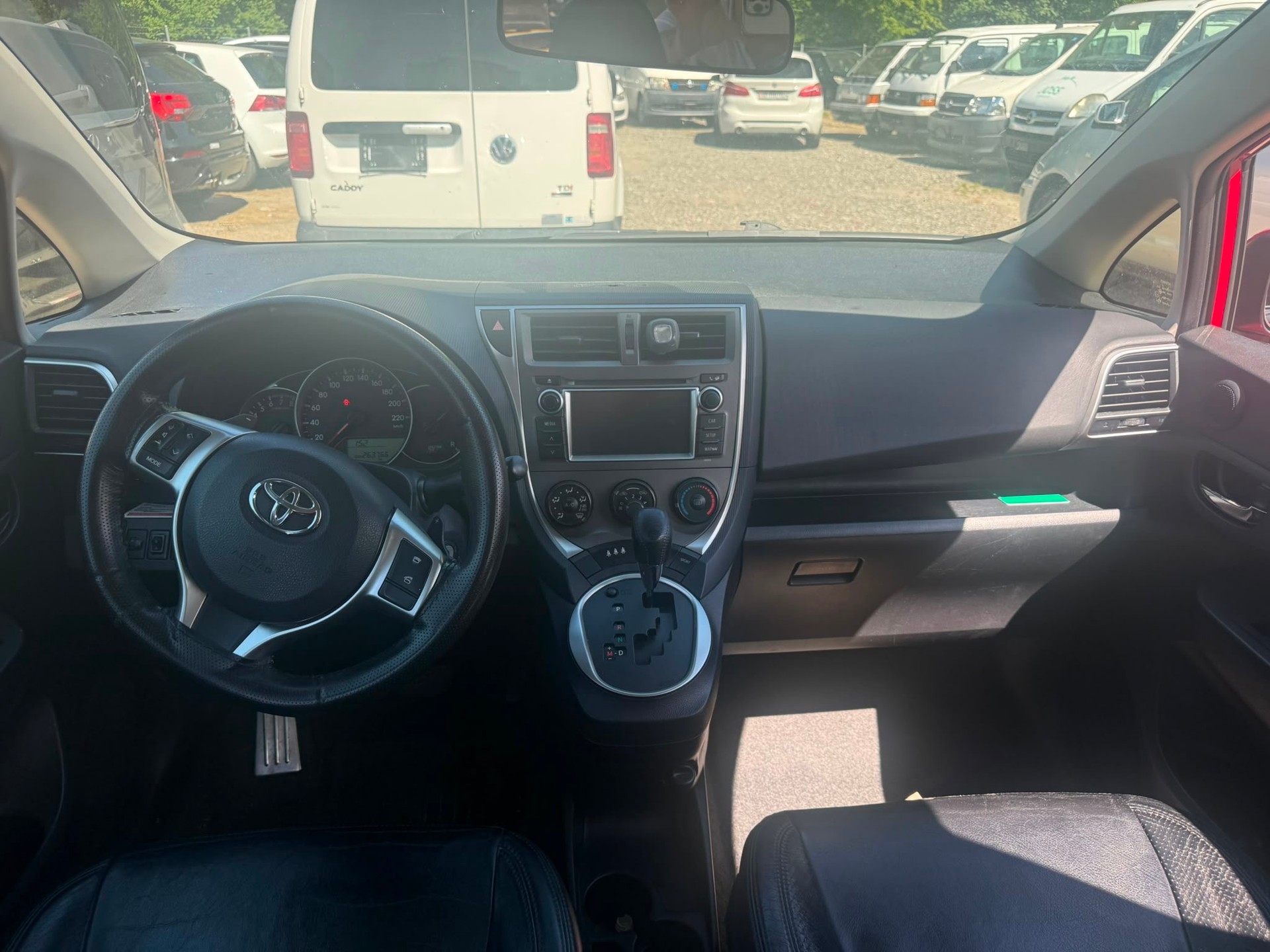 TOYOTA Verso-S 1.33 Linea Terra Multidrive S-image-4