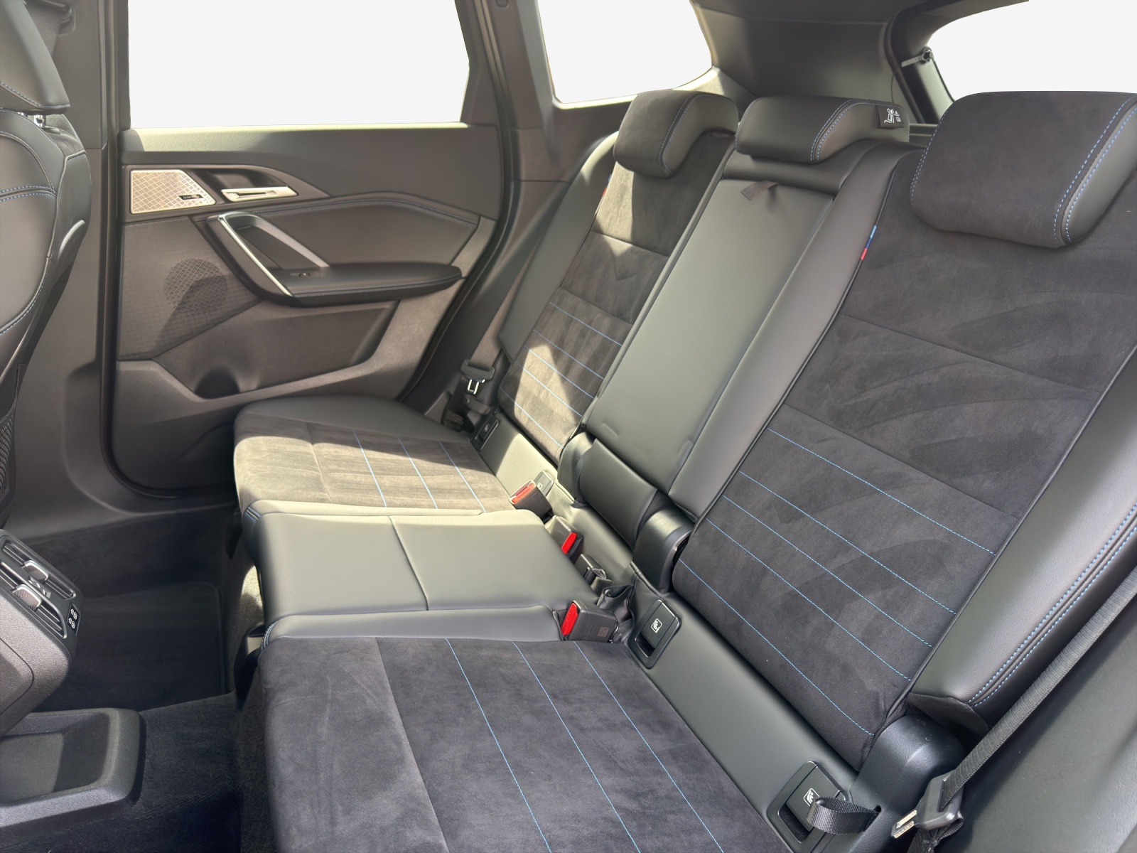 BMW X1 sDrive 18i M Sport-image-11