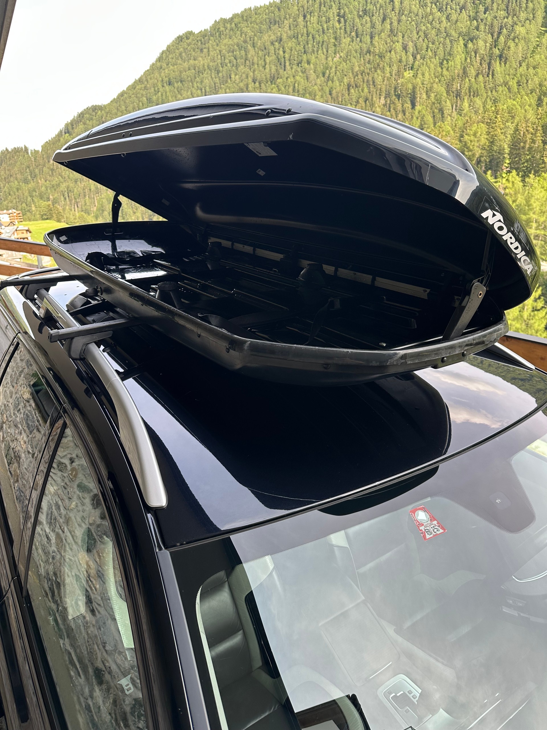 VOLVO 3.0 T6 Summum R-Design AWD by HEICO SPORTIV (Limited Edition)-image-5