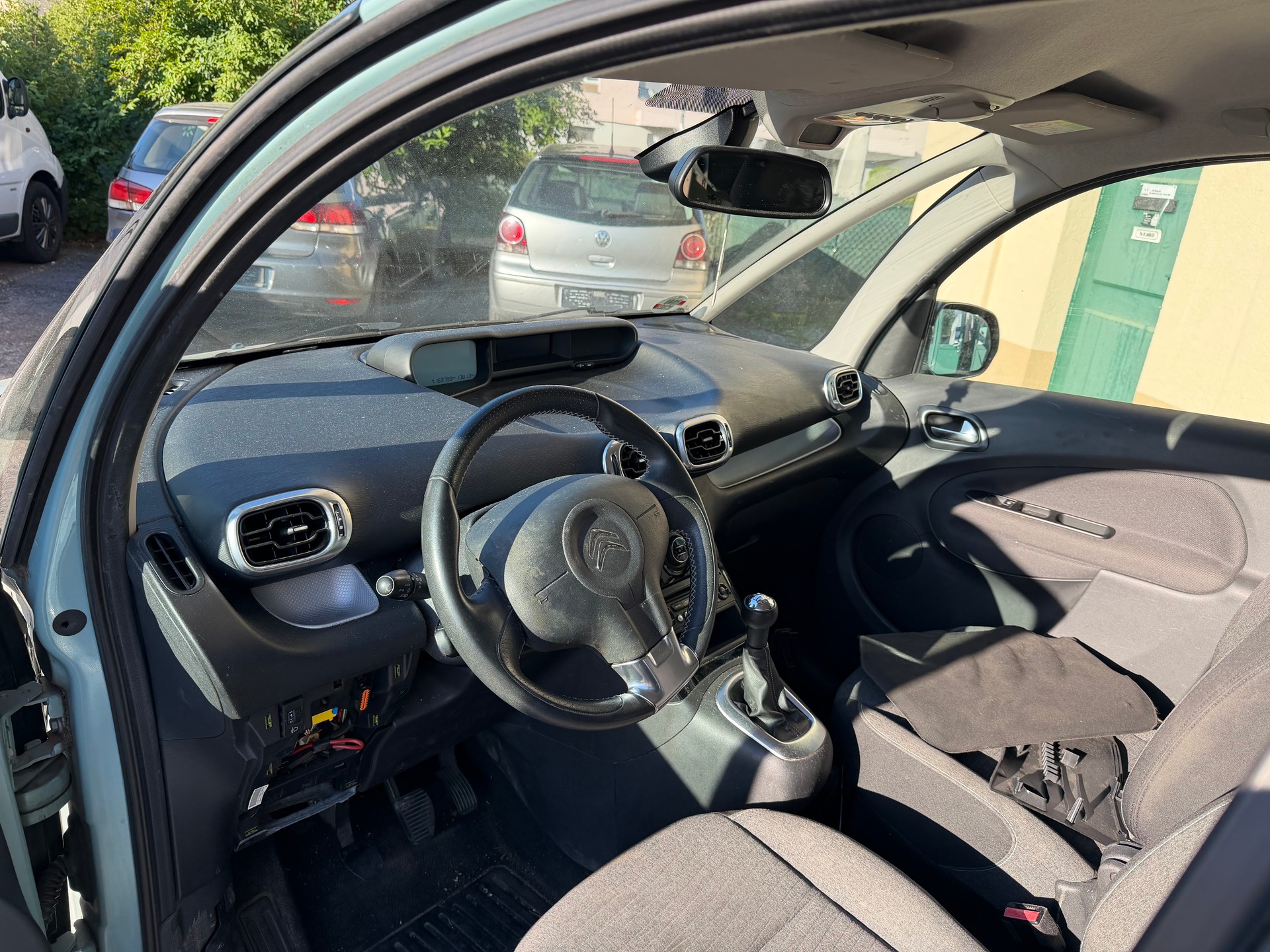 CITROEN C3 Picasso 1.2 Pure Tech Attraction-image-4
