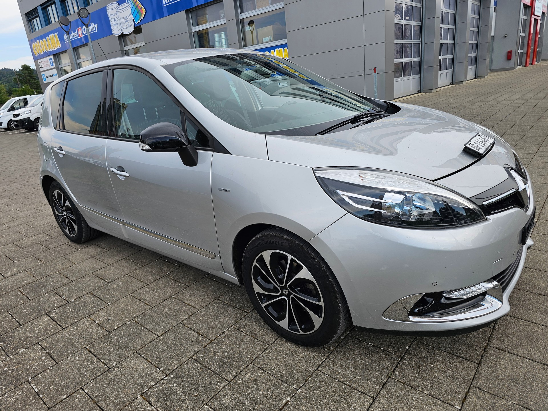 RENAULT Scénic 1.5 dCi Bose EDC-image-2