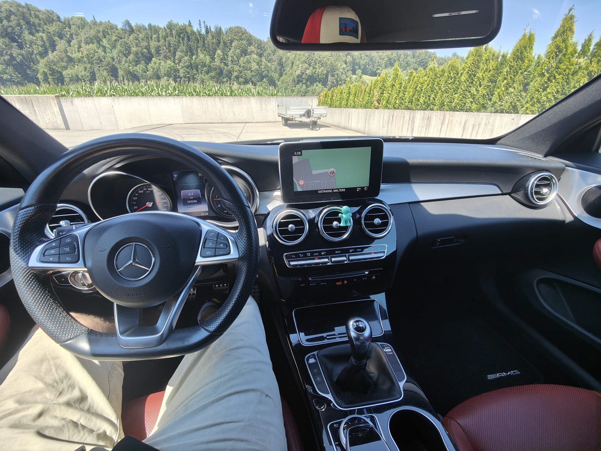 MERCEDES-BENZ C 220-image-10