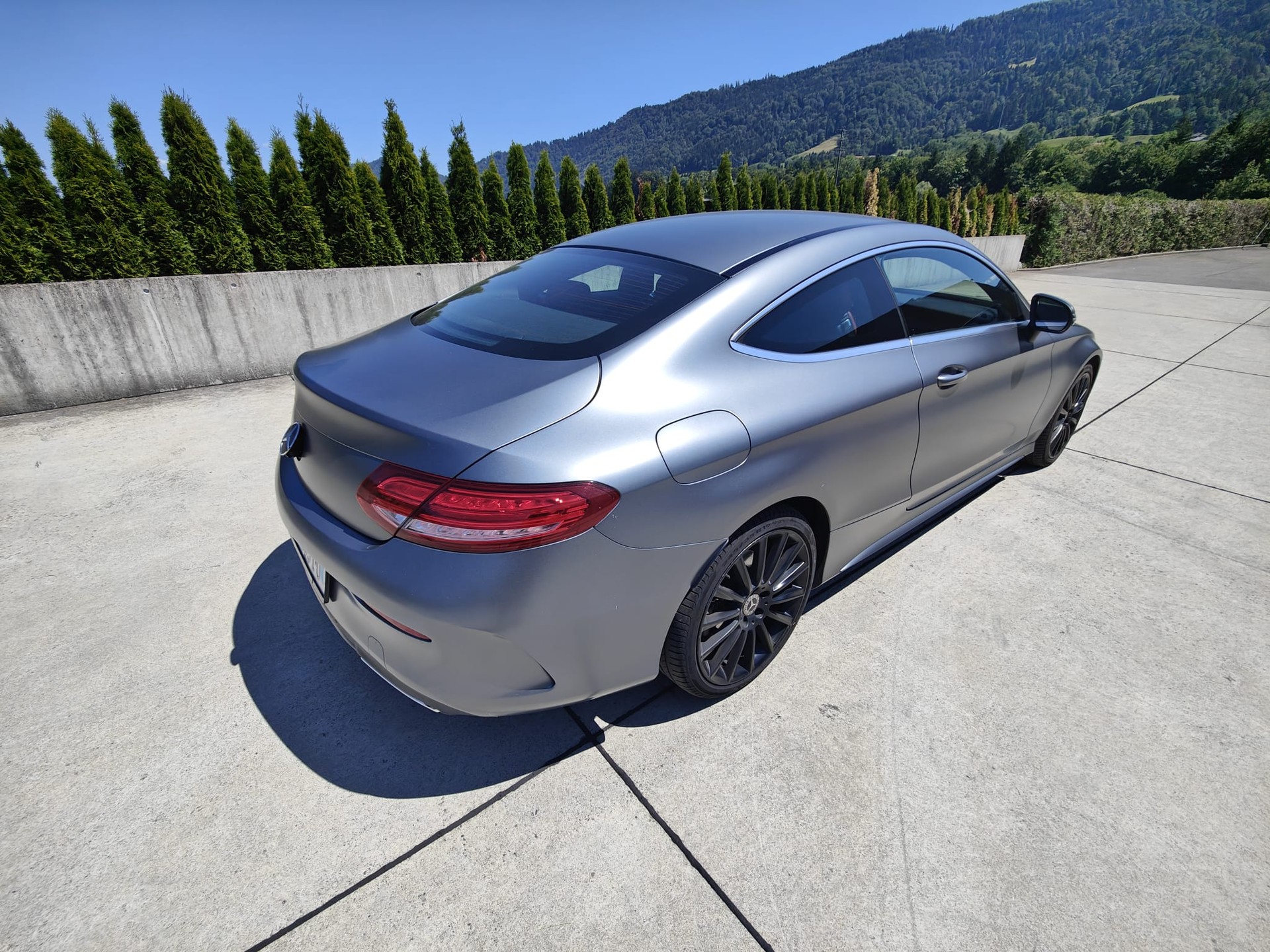 MERCEDES-BENZ C 220-image-5
