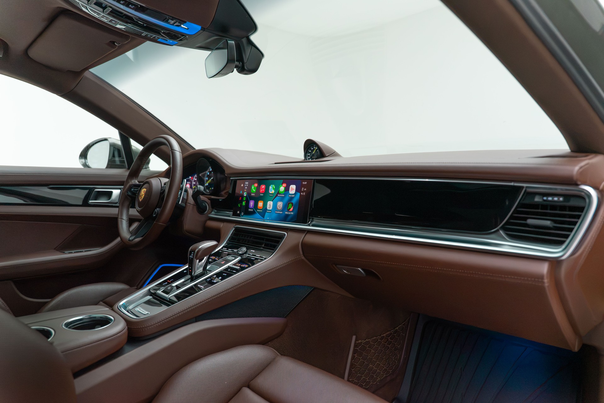 PORSCHE Panamera 4 E-Hybrid Sport Turismo Platinum Edition PDK-image-26