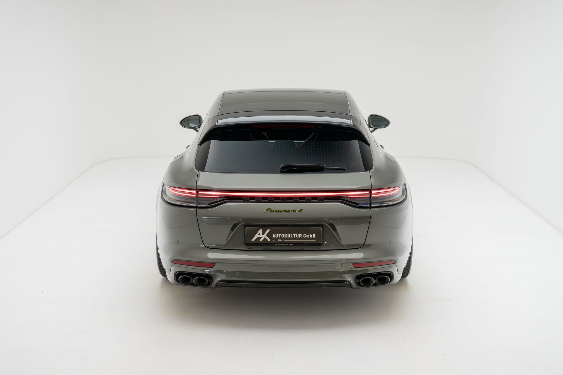 PORSCHE Panamera 4 E-Hybrid Sport Turismo Platinum Edition PDK-image-7