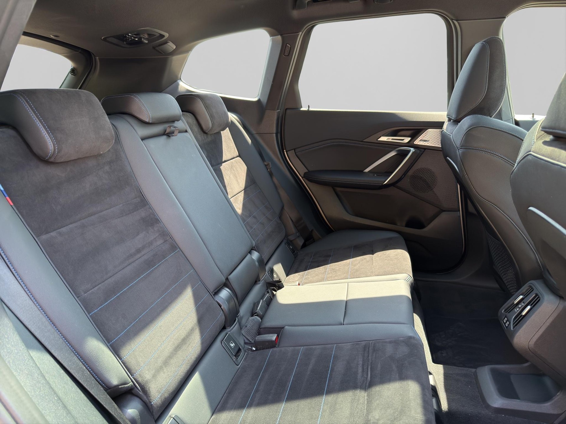 BMW X1 xDrive 23i MSport-image-17