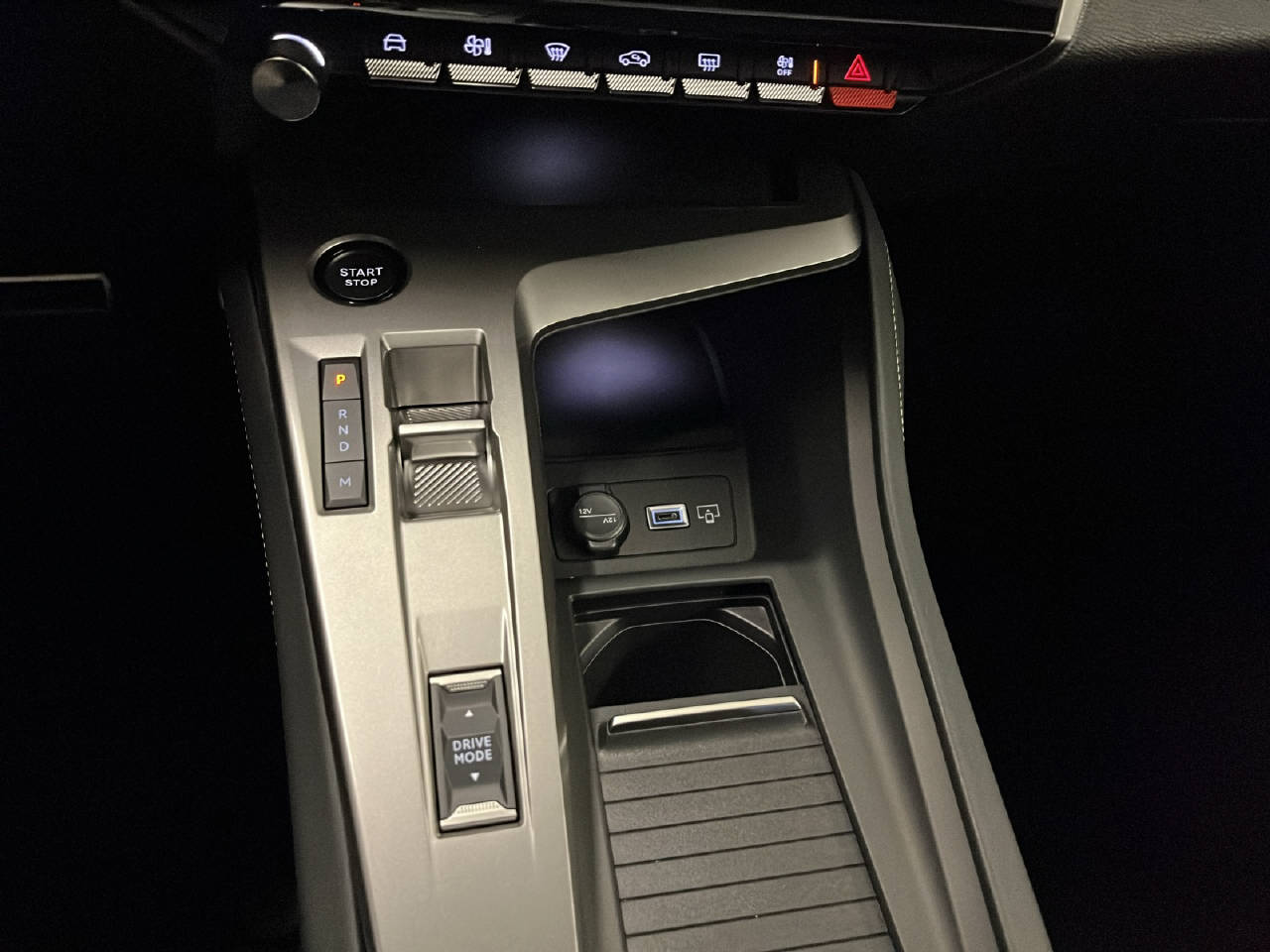 PEUGEOT 308 SW 1.2 Hybrid GT-image-7