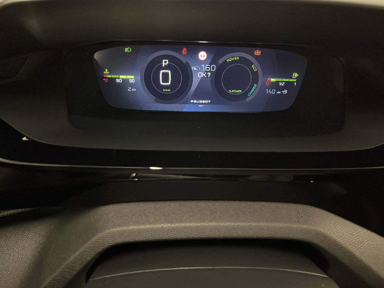 PEUGEOT 308 SW 1.2 Hybrid GT-image-9