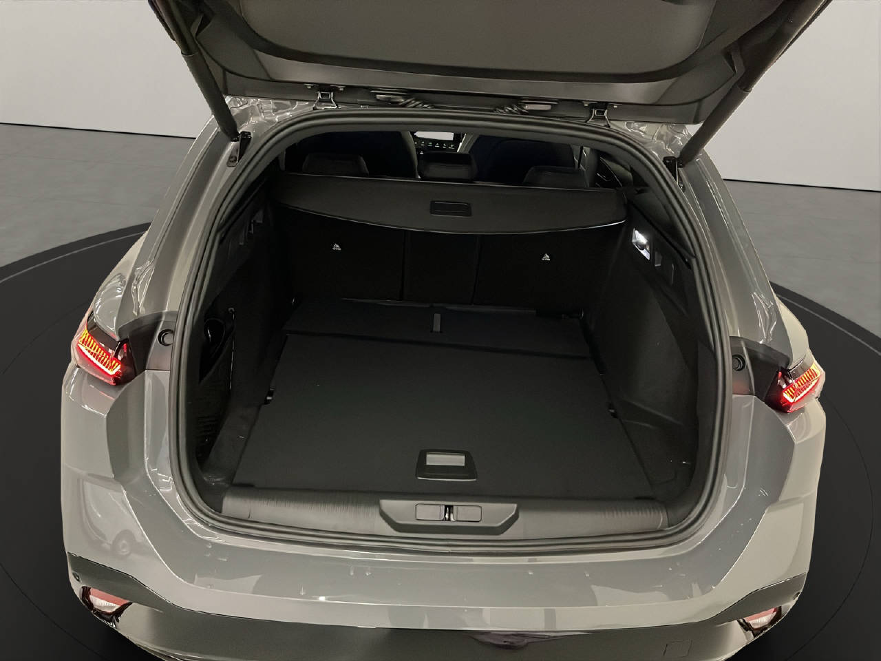 PEUGEOT 308 SW 1.2 Hybrid GT-image-12