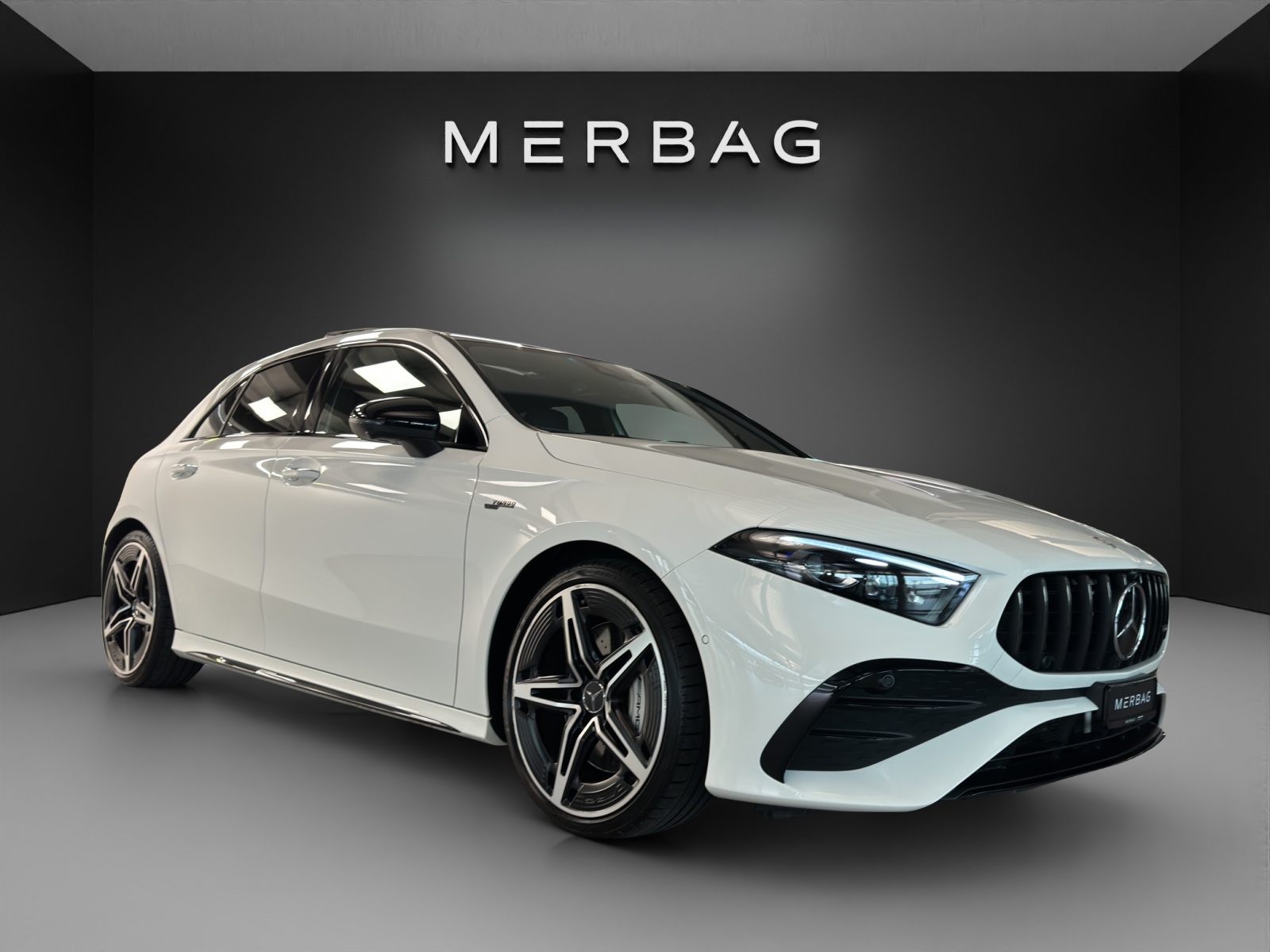 MERCEDES-BENZ A AMG 35 4Matic 8G-DCT-image-0