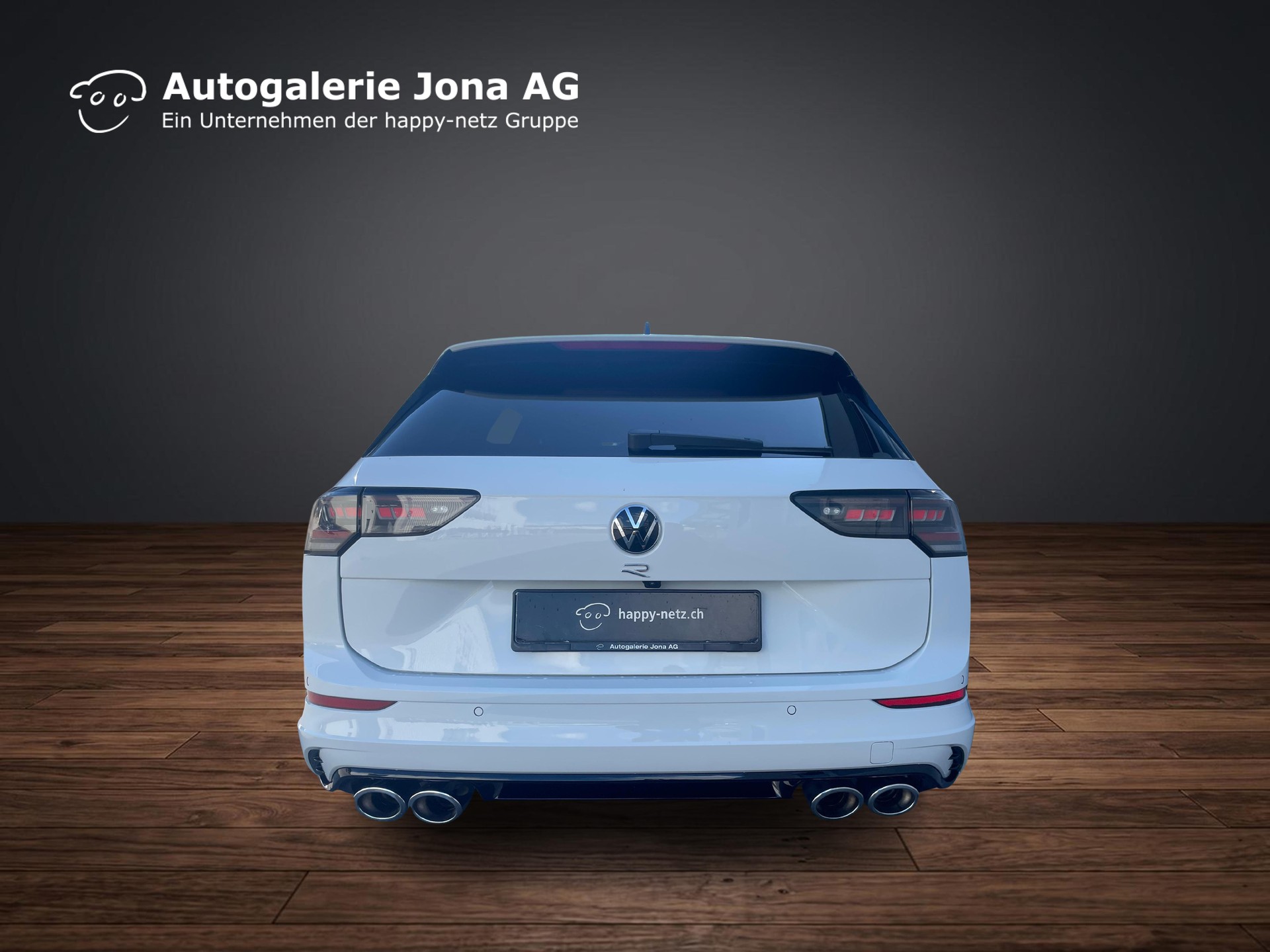 VW Golf VIII Variant 2.0 TSI R DSG 4motion-image-3