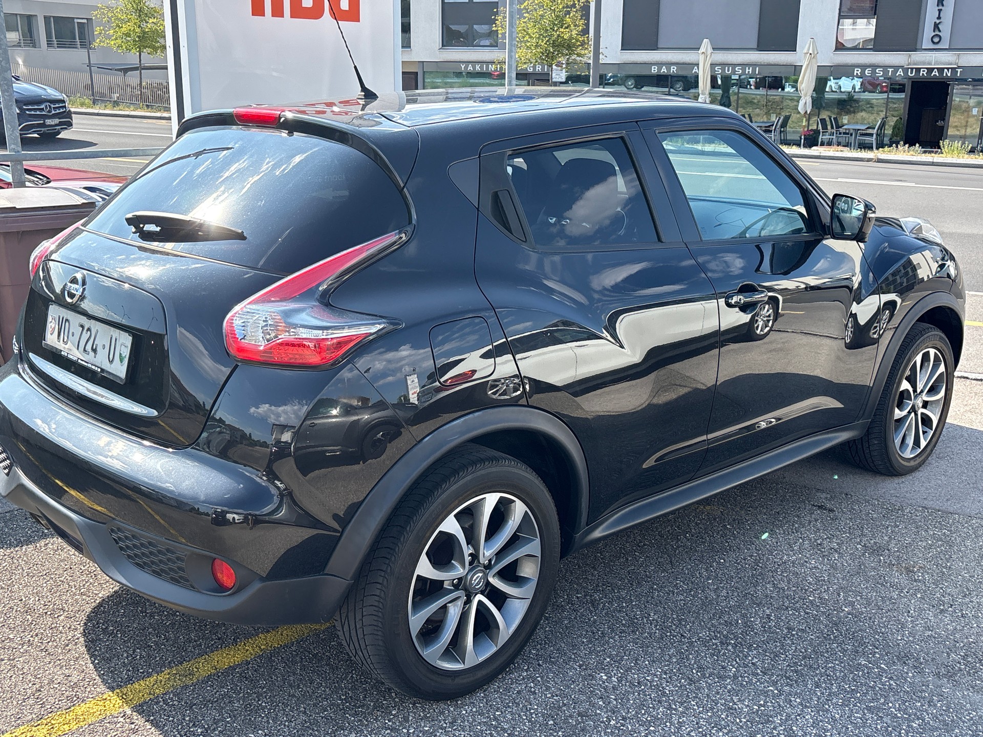 NISSAN Juke 1.6 DIG-T N-Connecta 4x4 Xtronic M-CVT-image-3