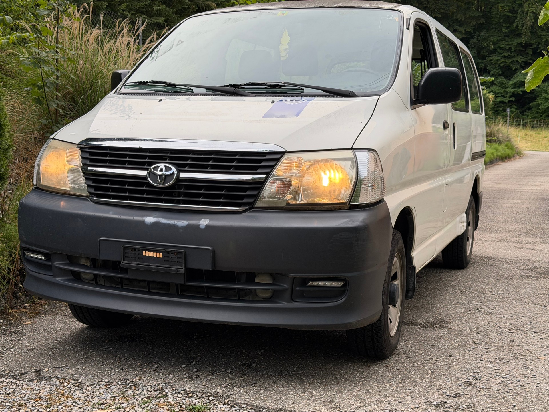 TOYOTA Hiace D-4D Van 4WD SWB-image-6