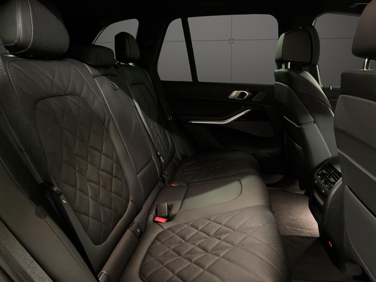 BMW X5 30d xDrive SAG-image-16