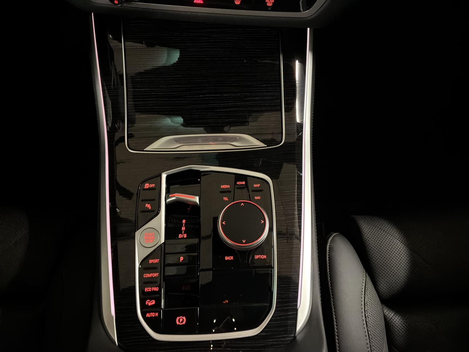 BMW X5 30d xDrive SAG-image-10