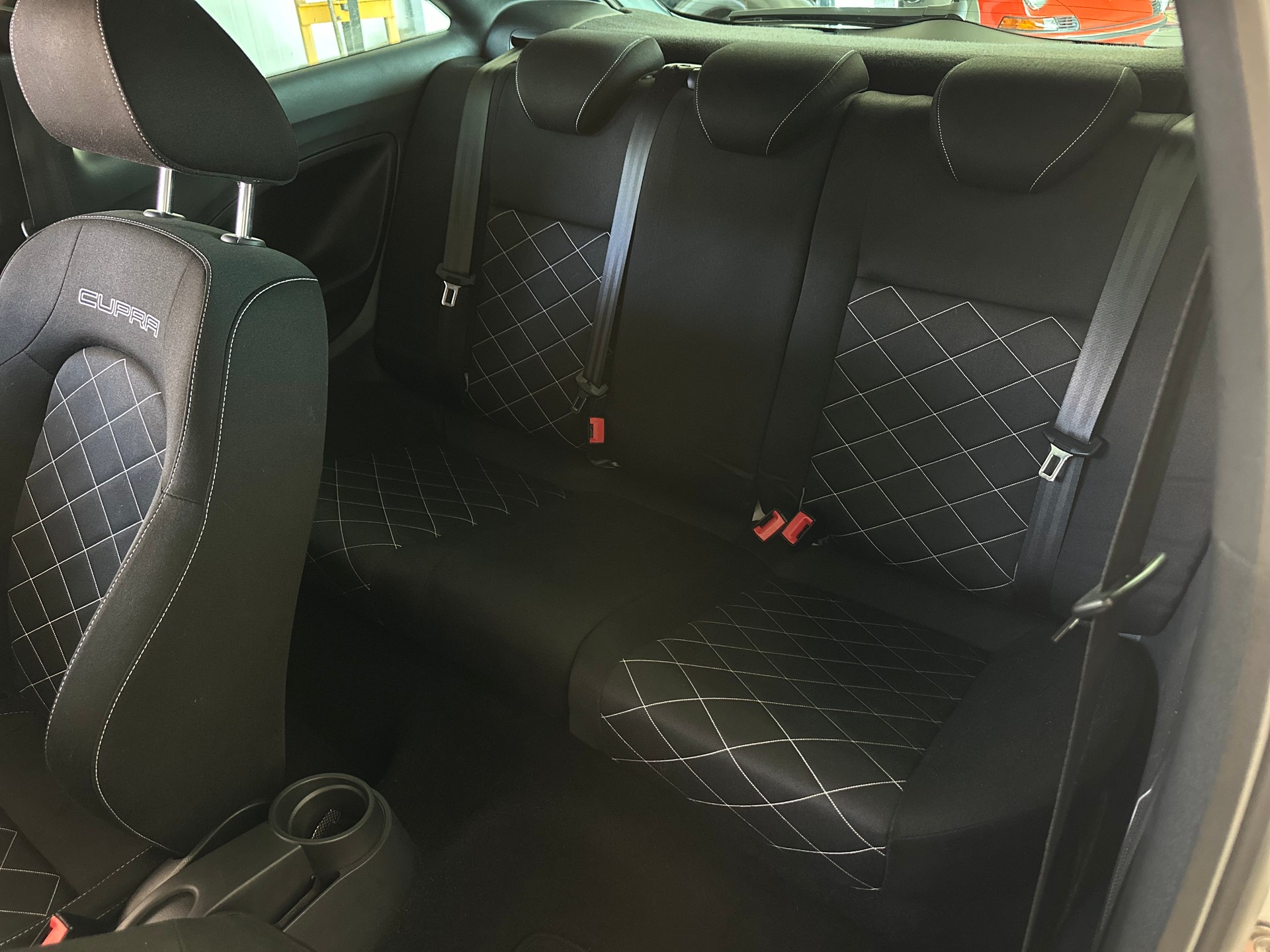 SEAT Ibiza SC 1.4 TSI Cupra R-Evolution DSG-image-18