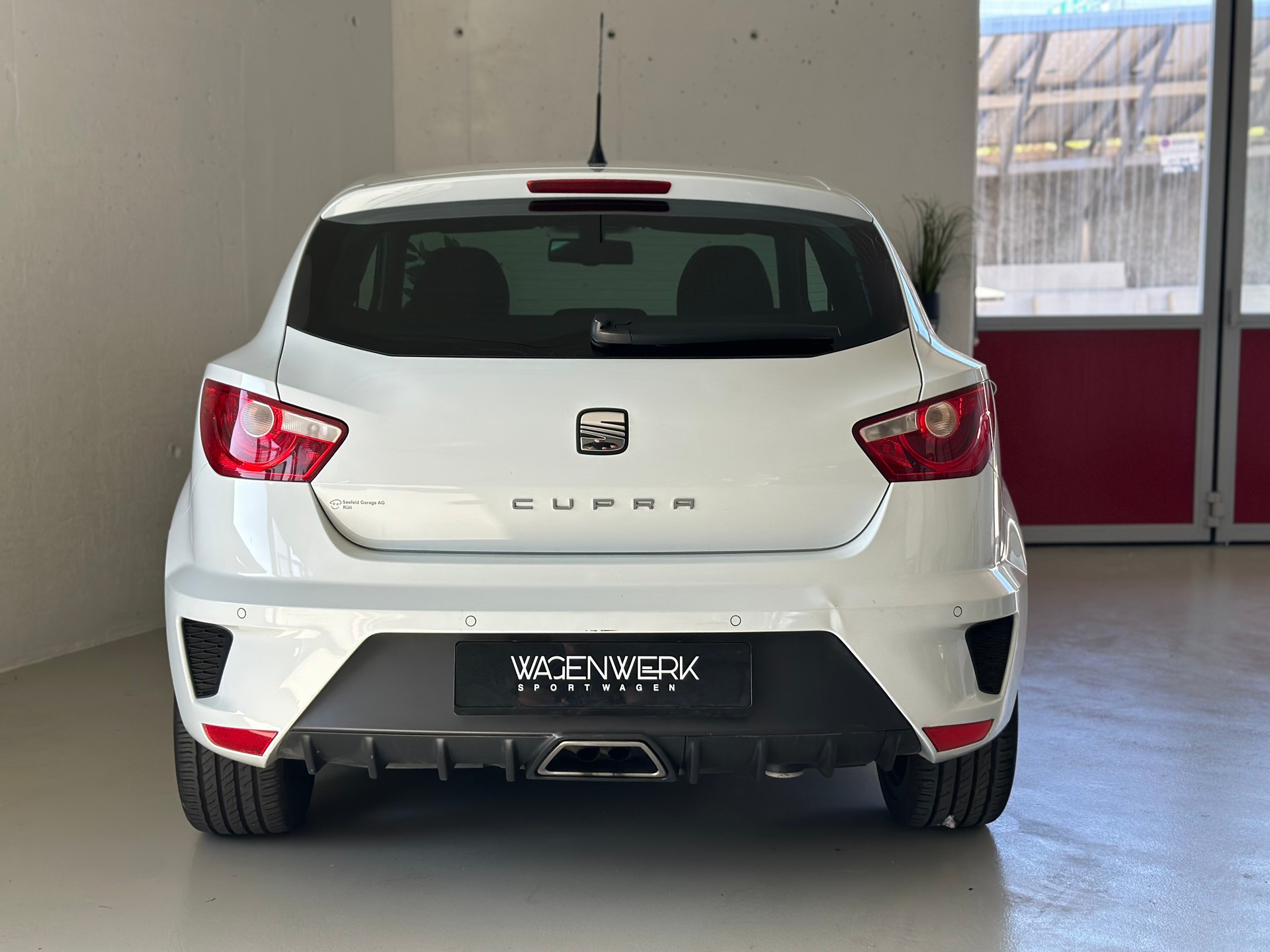SEAT Ibiza SC 1.4 TSI Cupra R-Evolution DSG-image-7