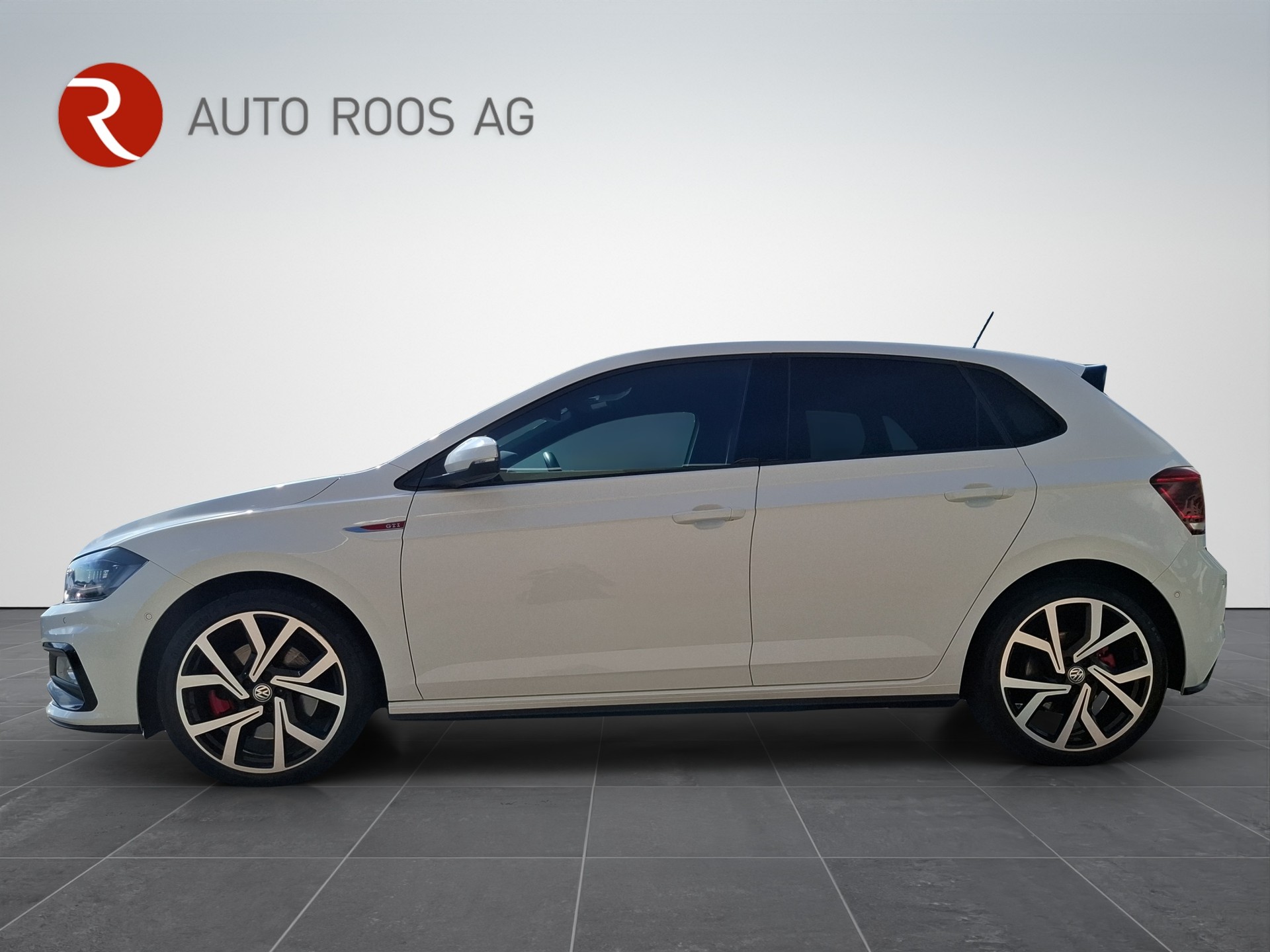 VW Polo 2.0 TSI GTI DSG-image-2