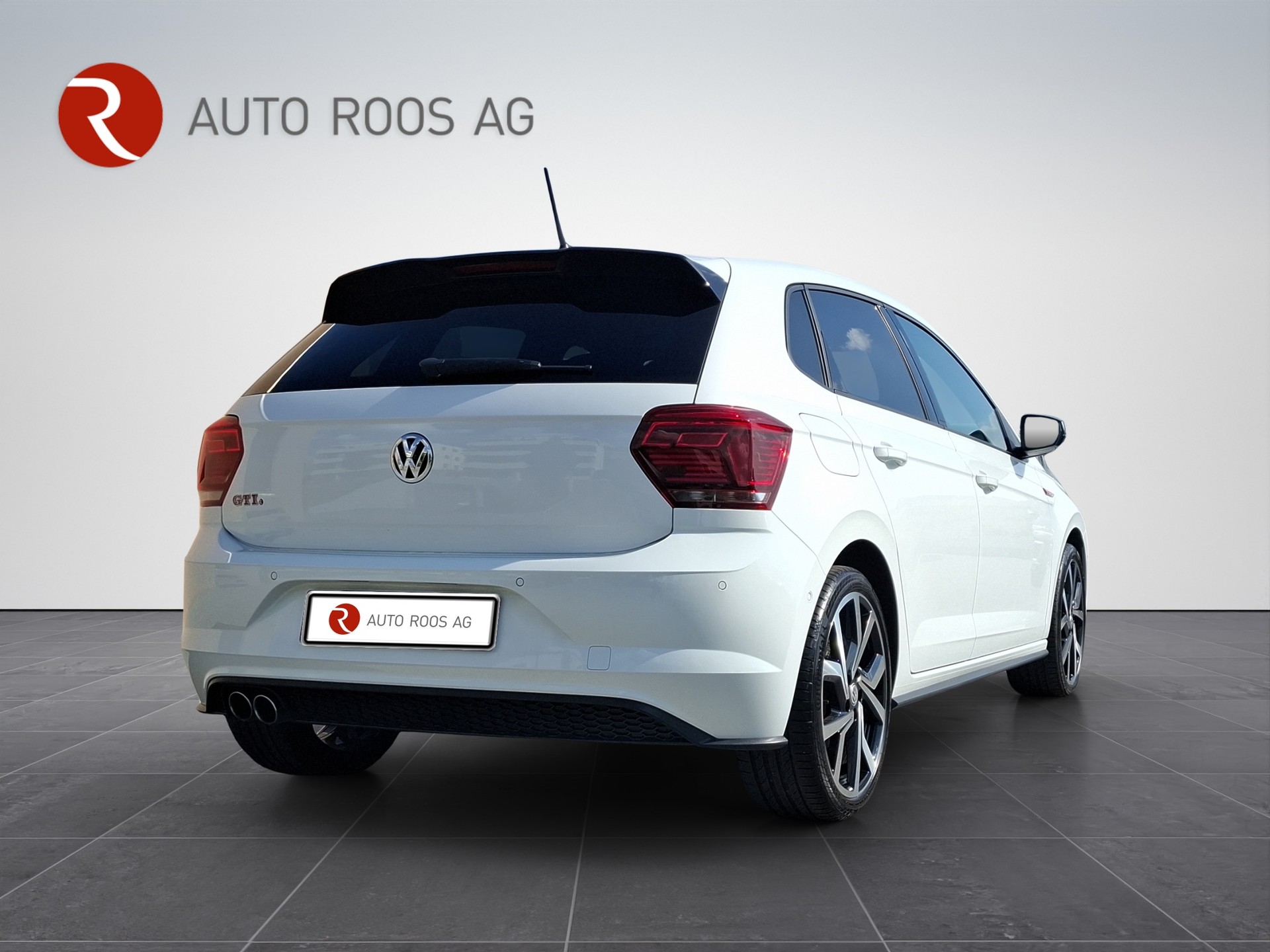 VW Polo 2.0 TSI GTI DSG-image-5